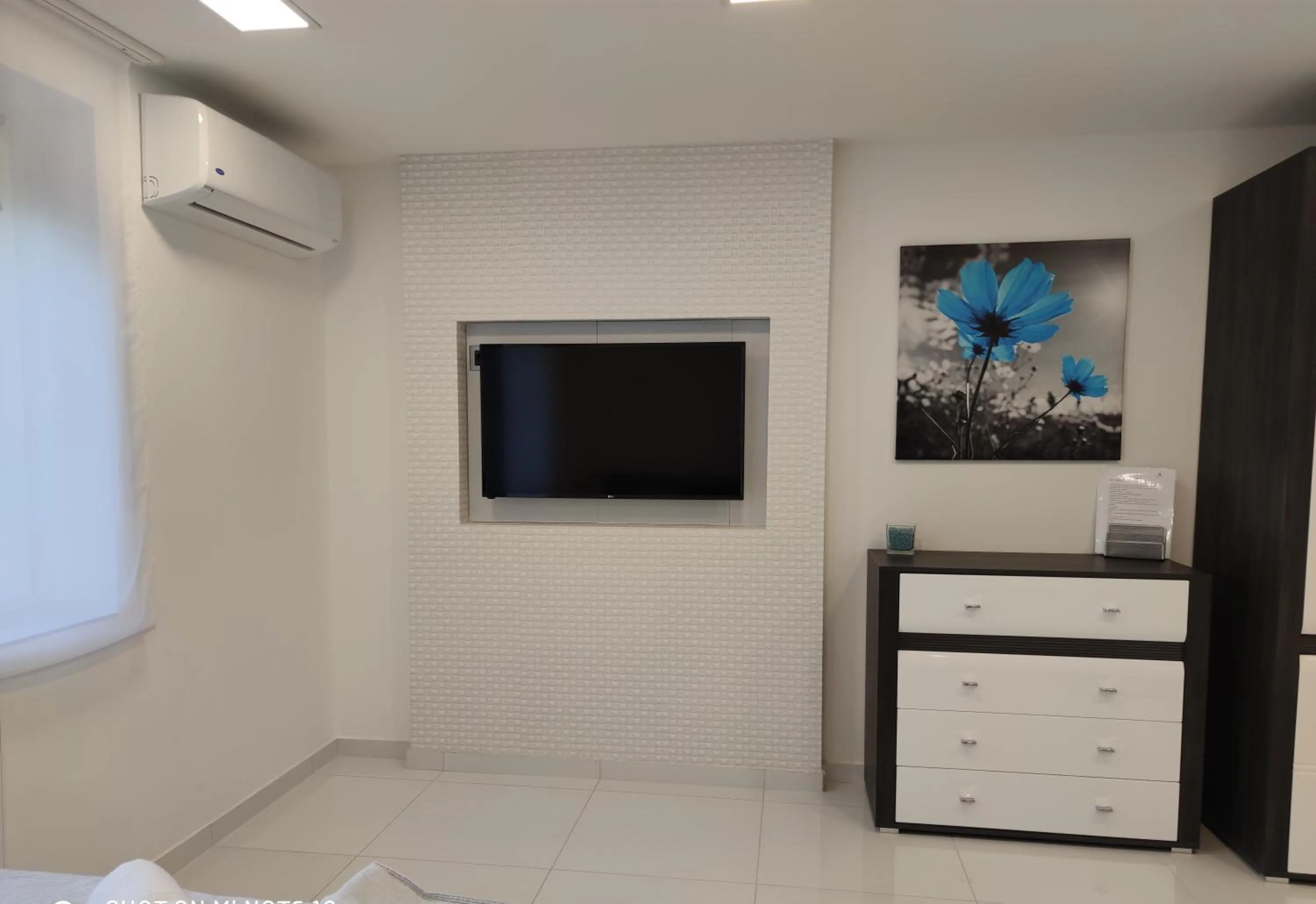 AQUA SOLAR APARTMANHÁZ