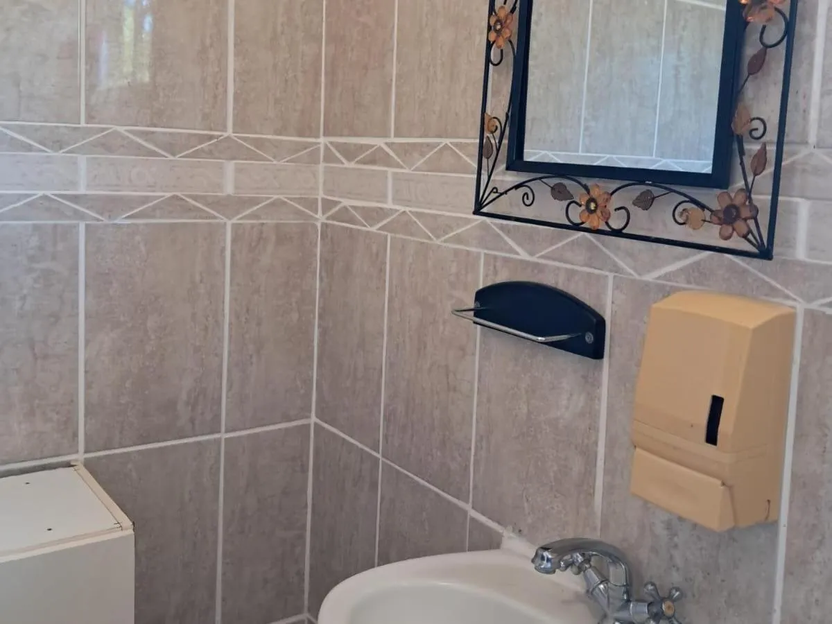 Bathroom in SeaXplore Lodge & Dive Center