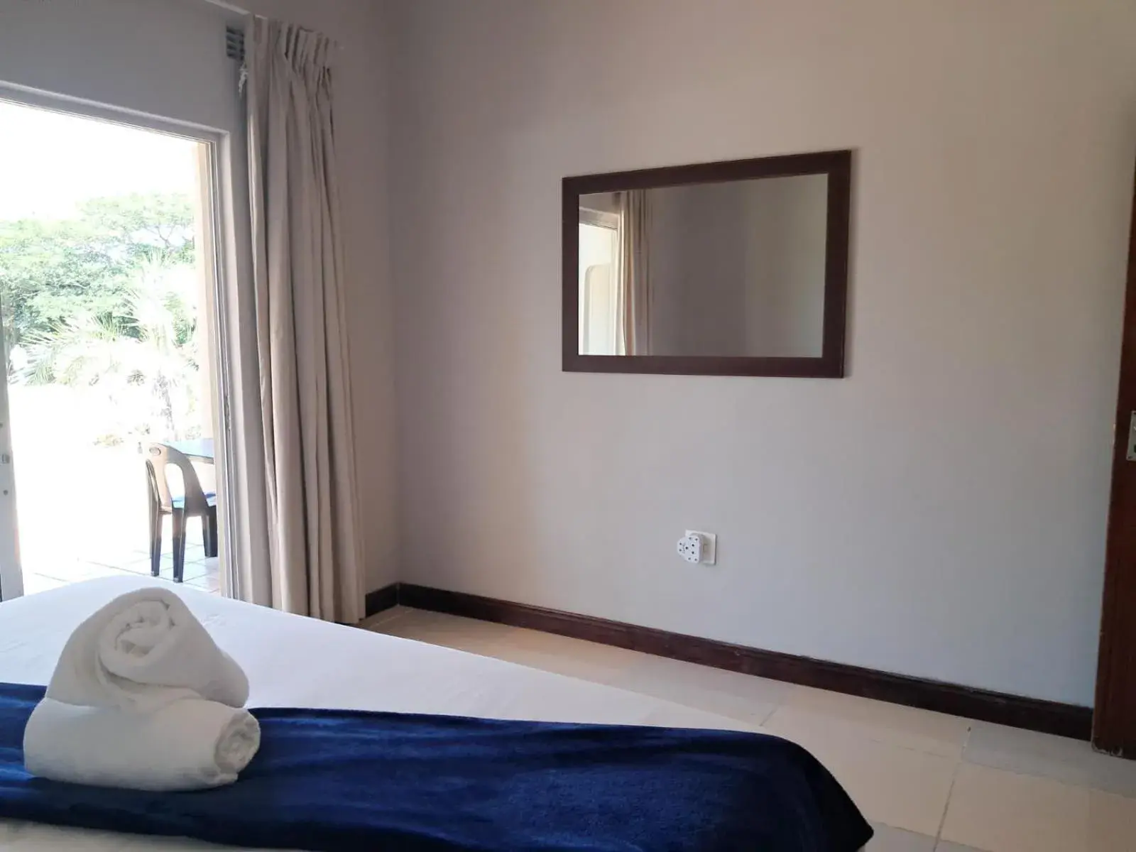 Double or Twin Room with Private External Bathroom - single occupancy in SeaXplore Lodge & Dive Center Double or Twin Room with Private External Bathroom - single occupancy in SeaXplore Lodge & Dive Center