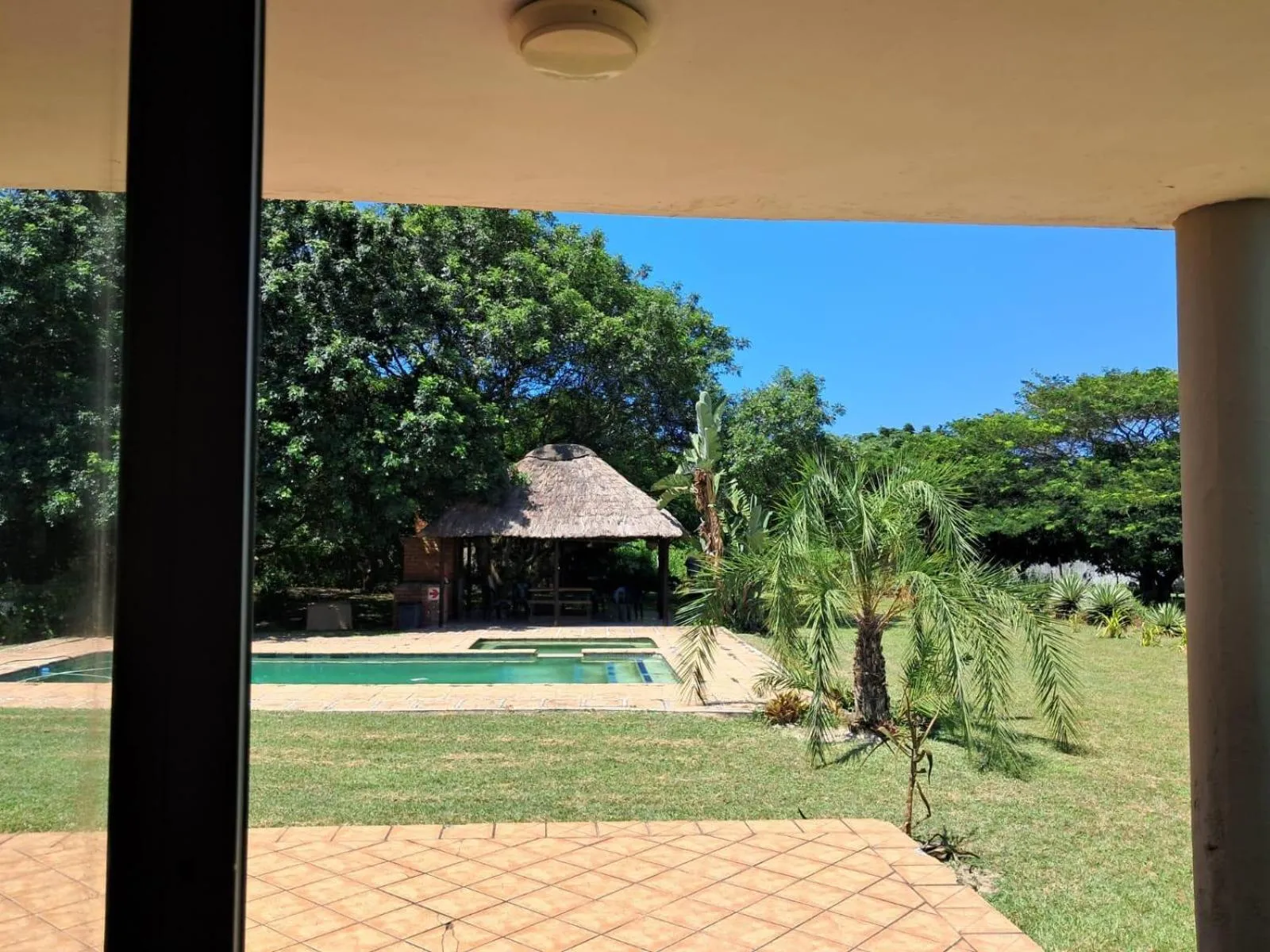 Garden view in SeaXplore Lodge & Dive Center