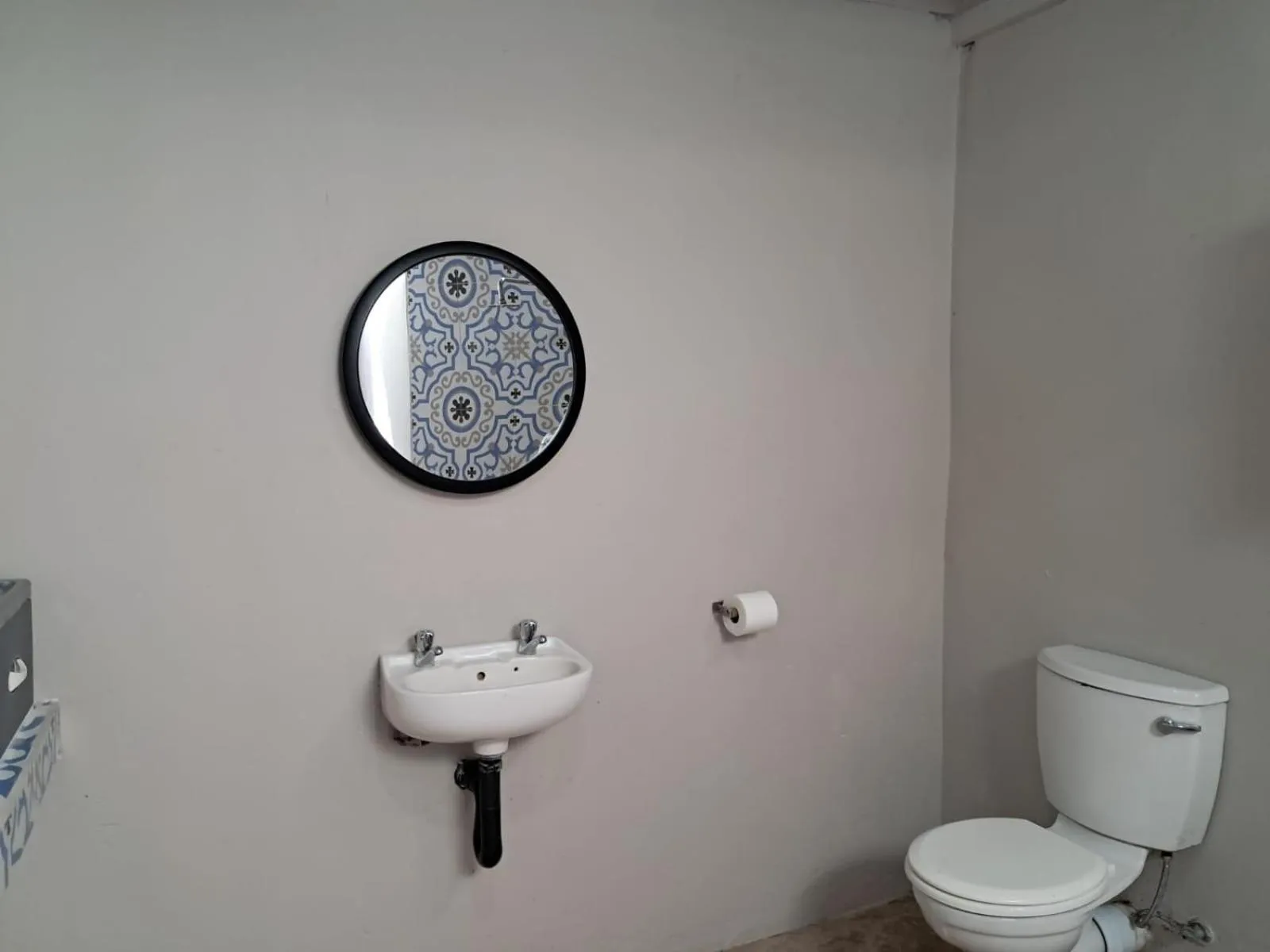 Bathroom in SeaXplore Lodge & Dive Center