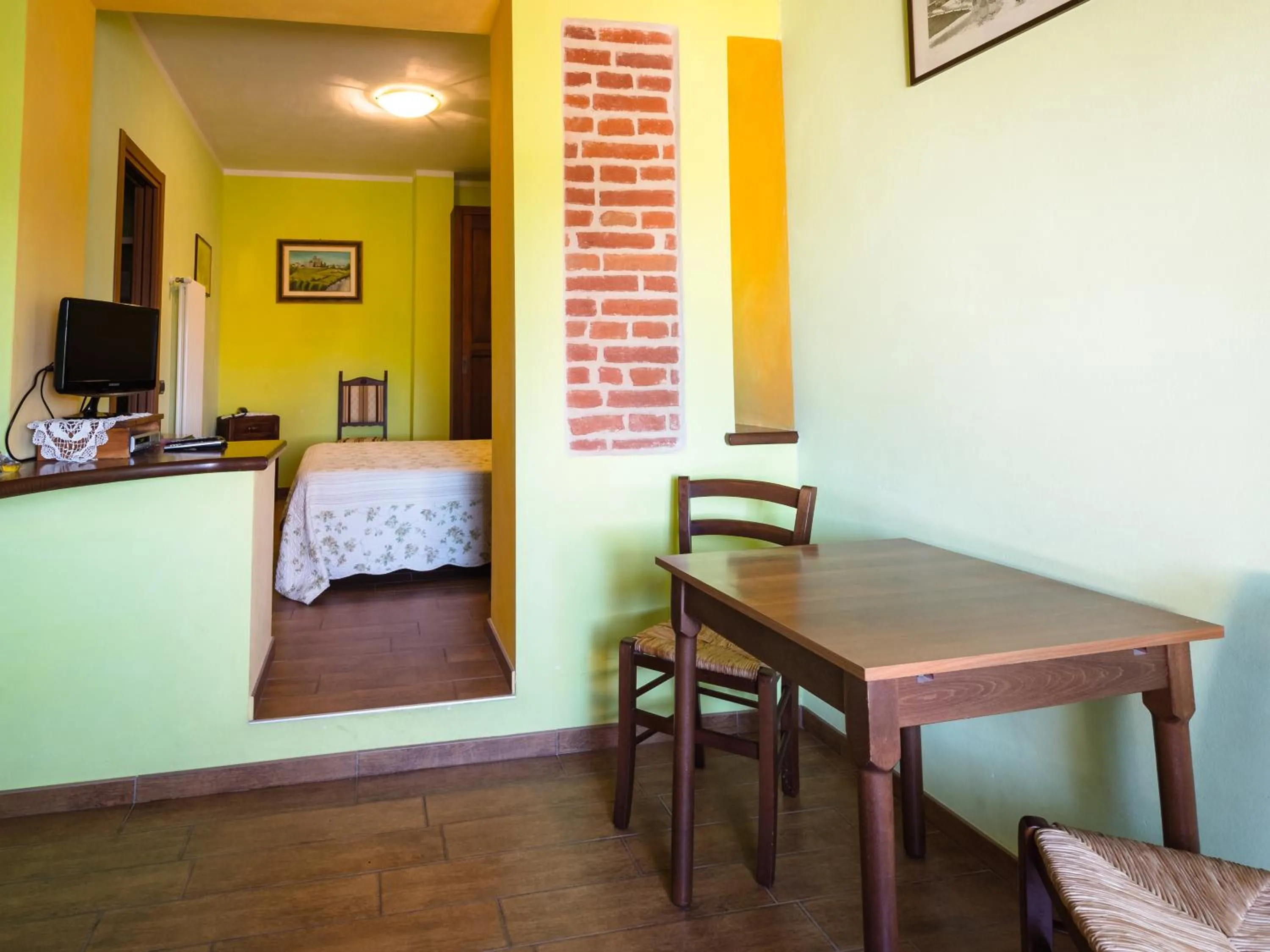 Dining area in All'Ombra del Castello