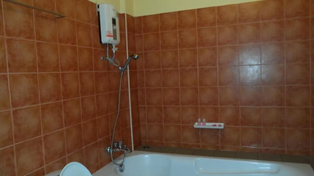 Bathroom in Bautong Lodge