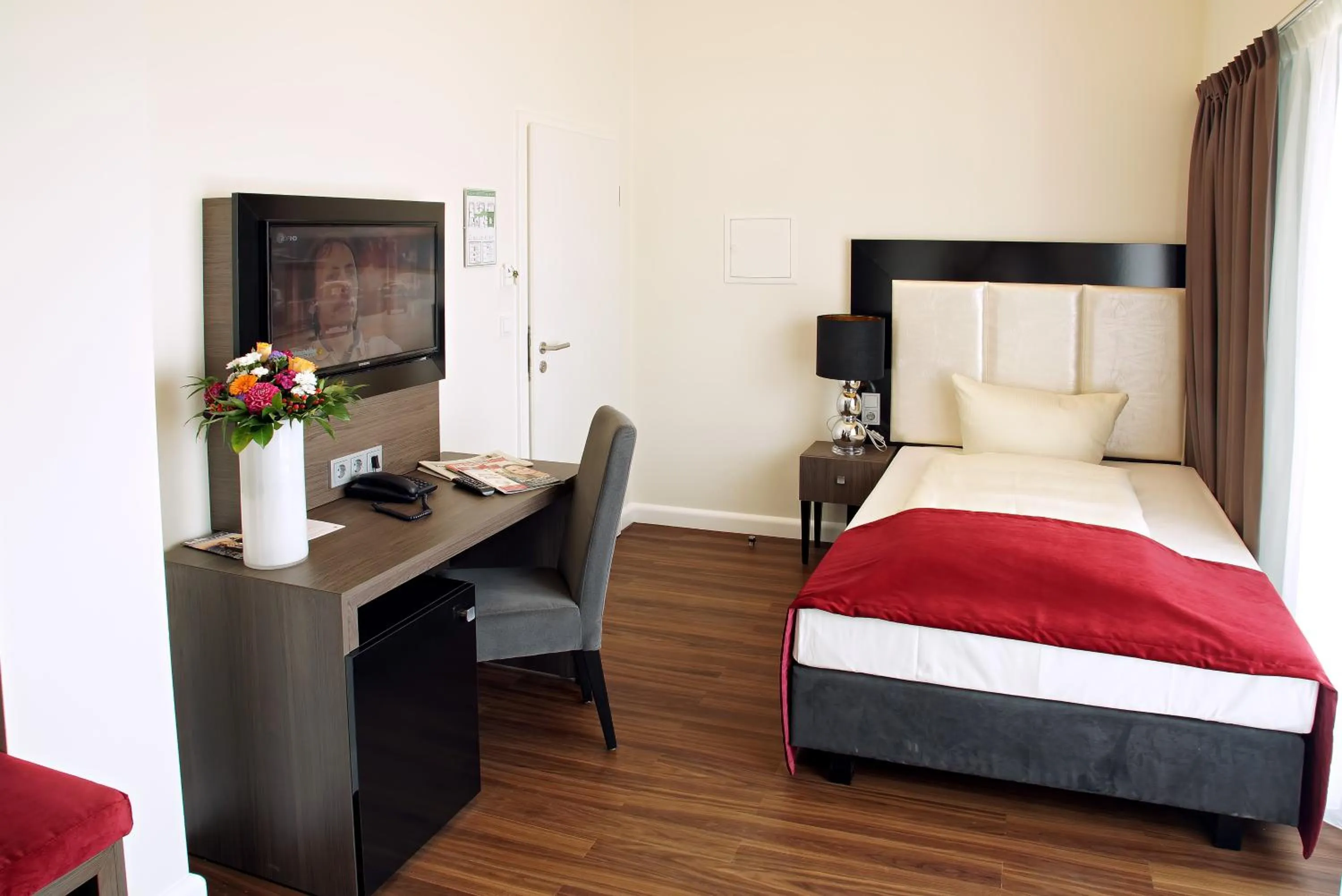 Photo of the whole room, Bed in Milbor Hotel