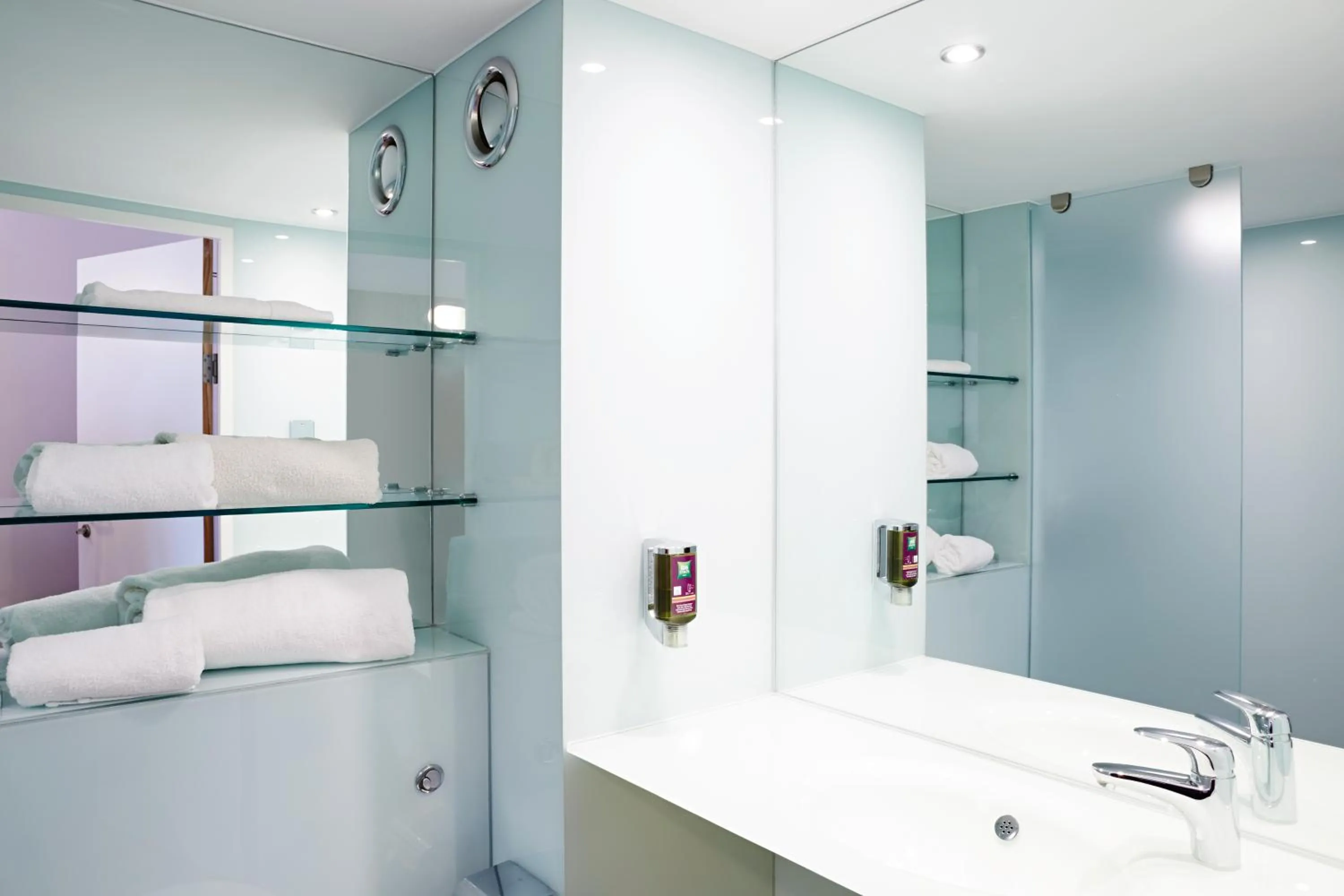 Bathroom in ibis Styles Barnsley