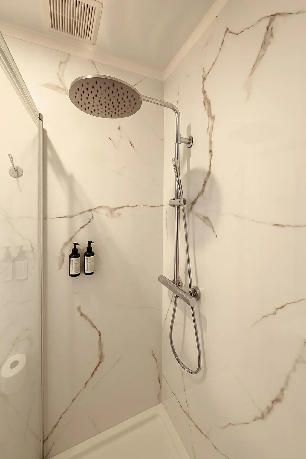 Bathroom in Hotel Palace Sevilla