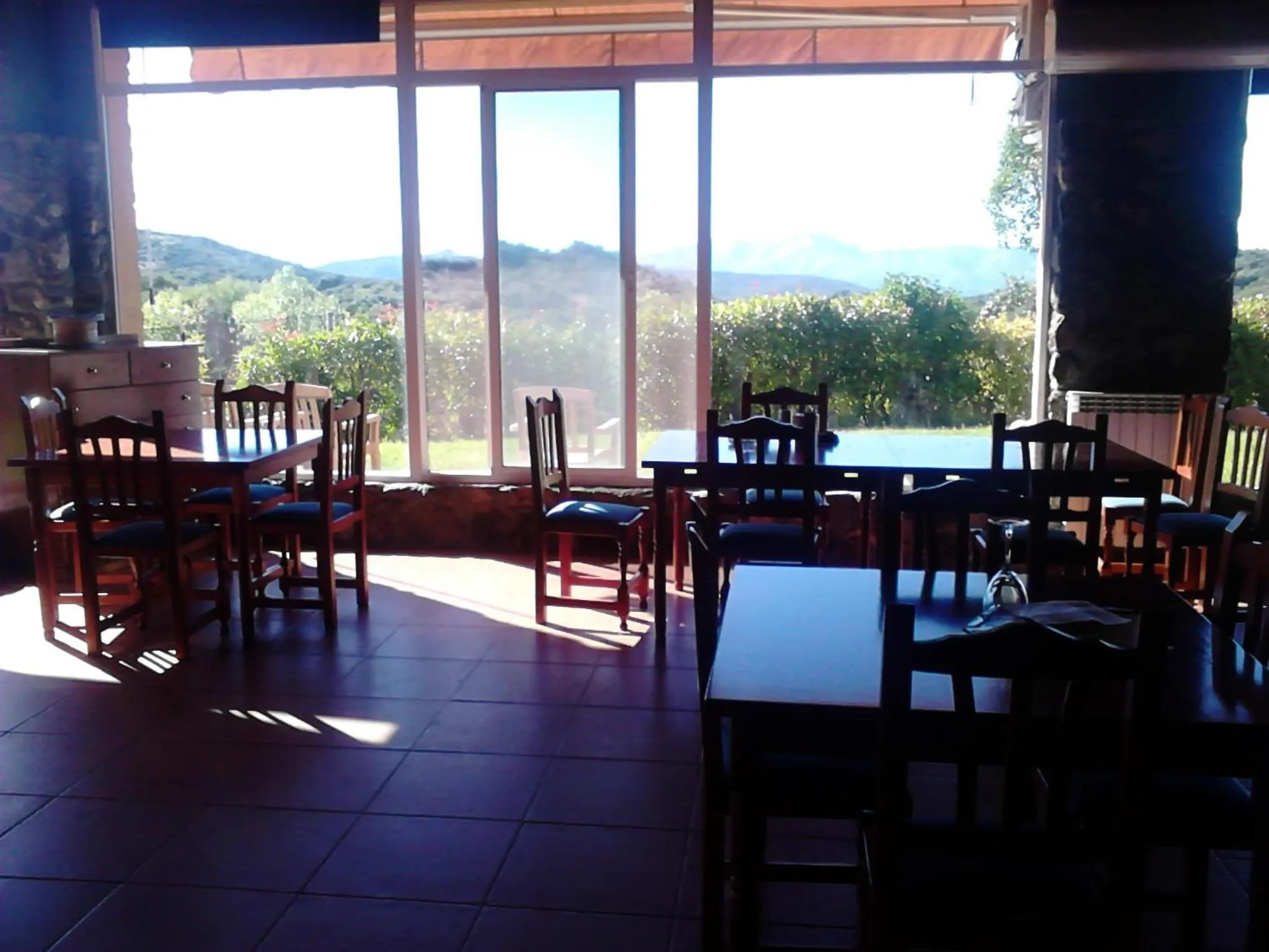 Restaurant/places to eat in Hotel Medulio