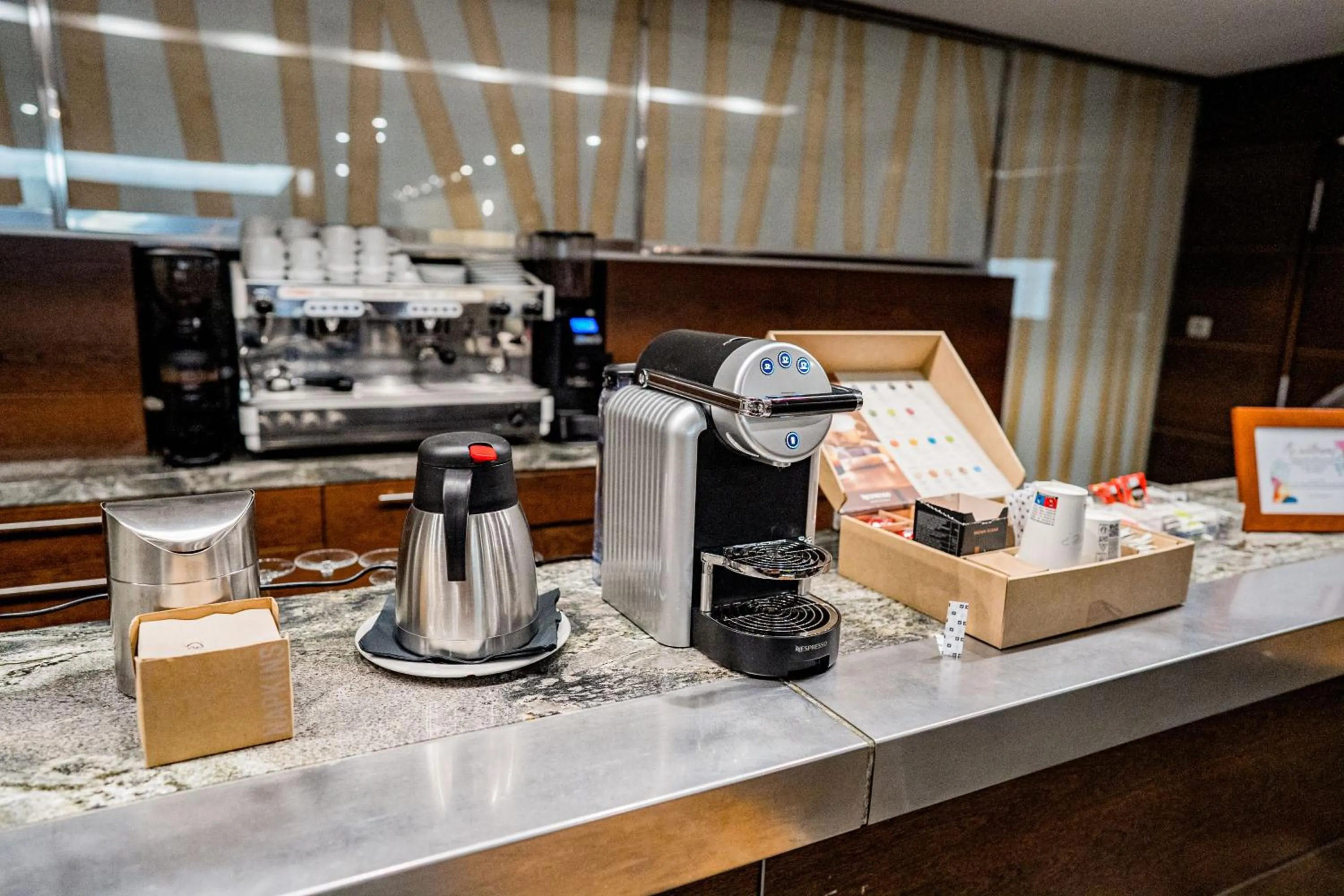 Coffee/tea facilities in Hotel Compostela
