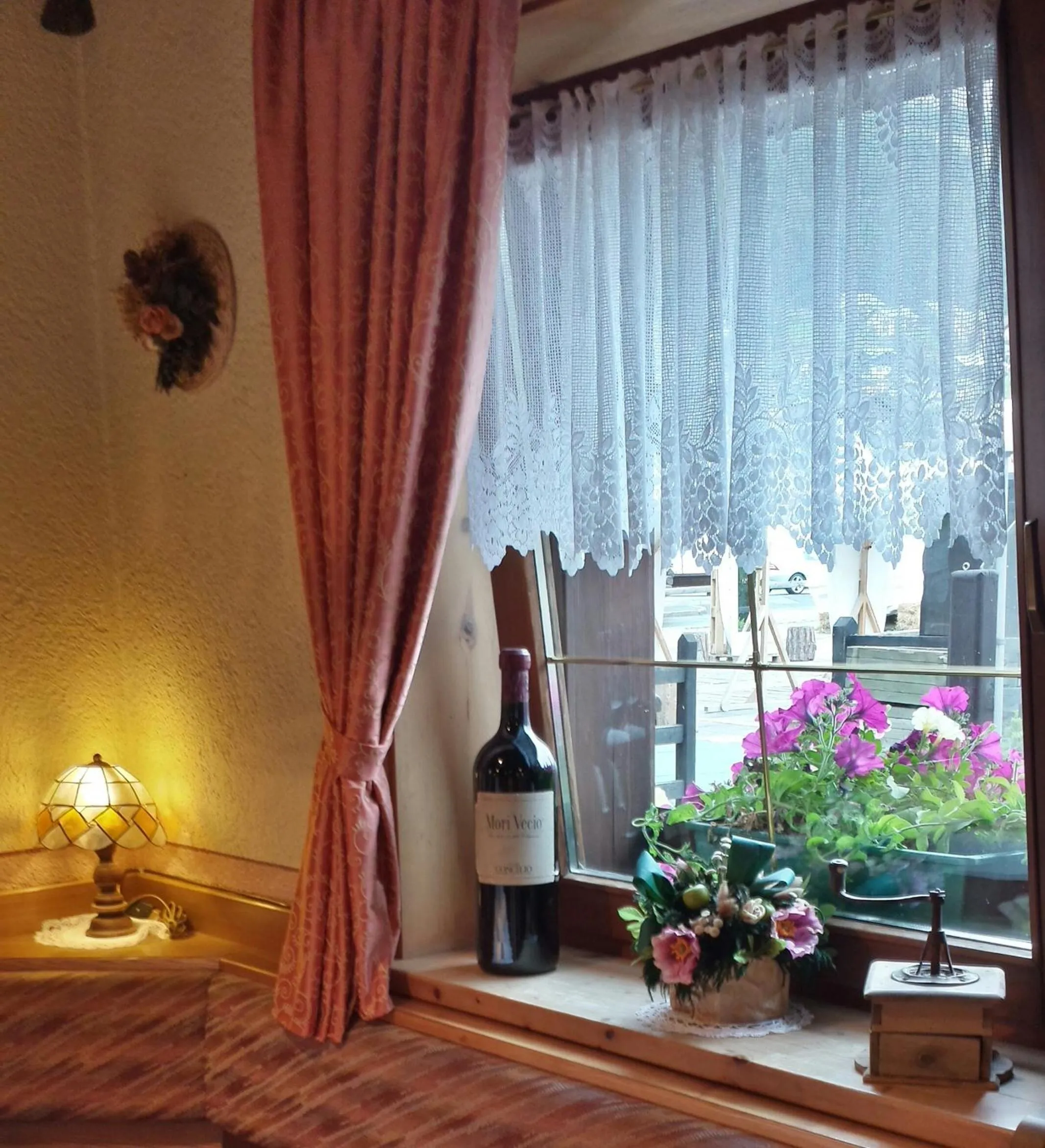 Decorative detail in Hotel La Baita