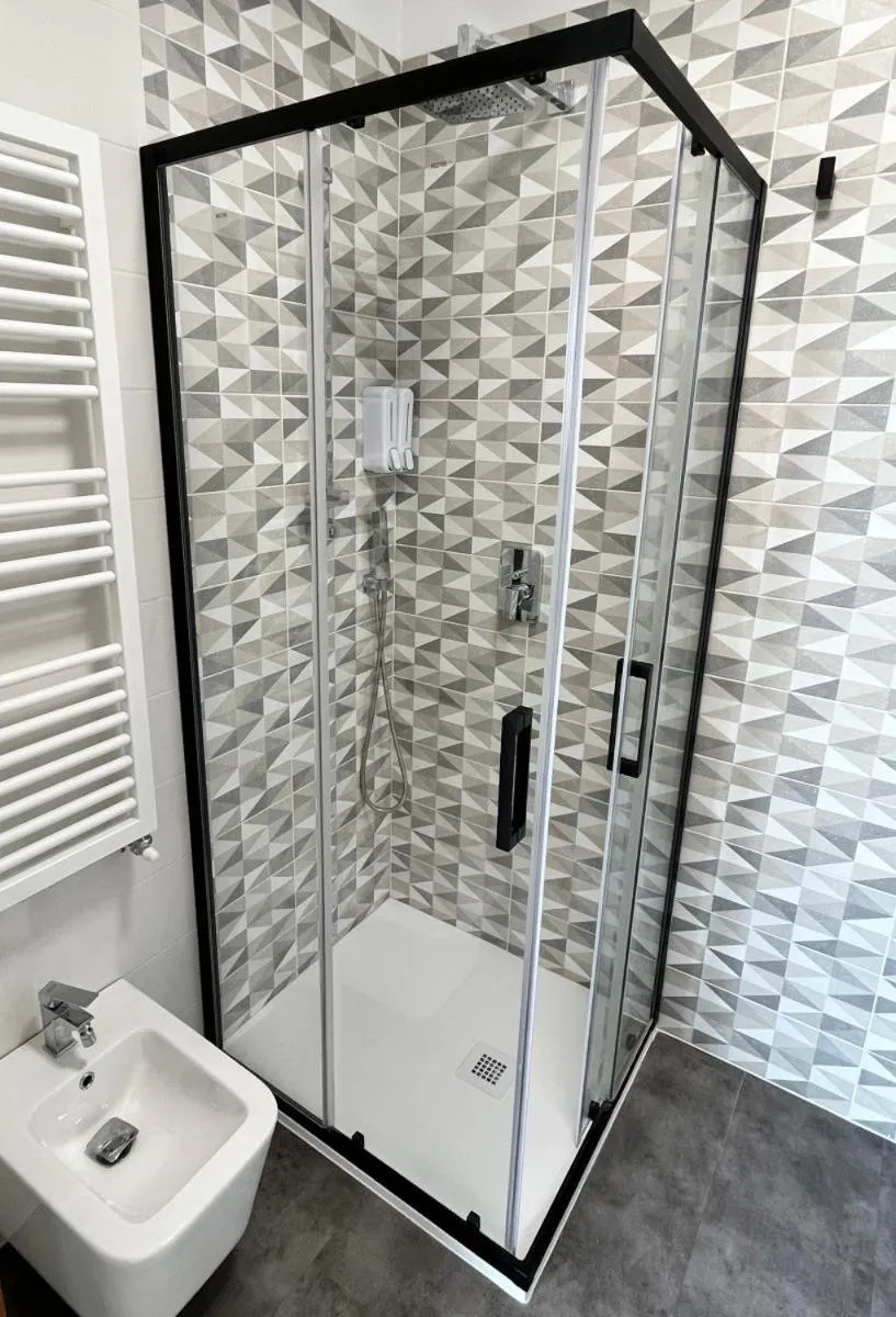 Shower in Cape House