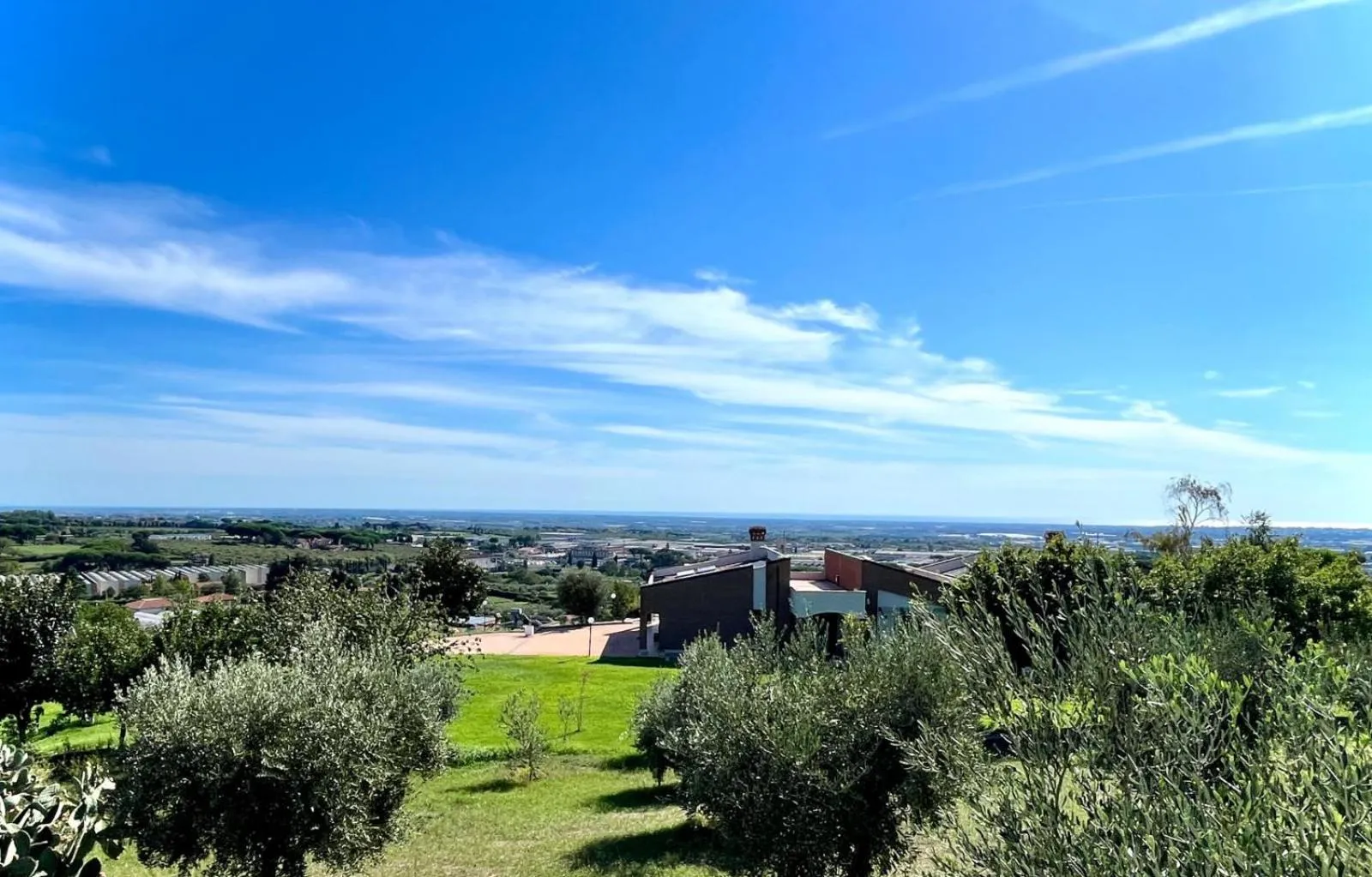 Natural landscape in Cape House