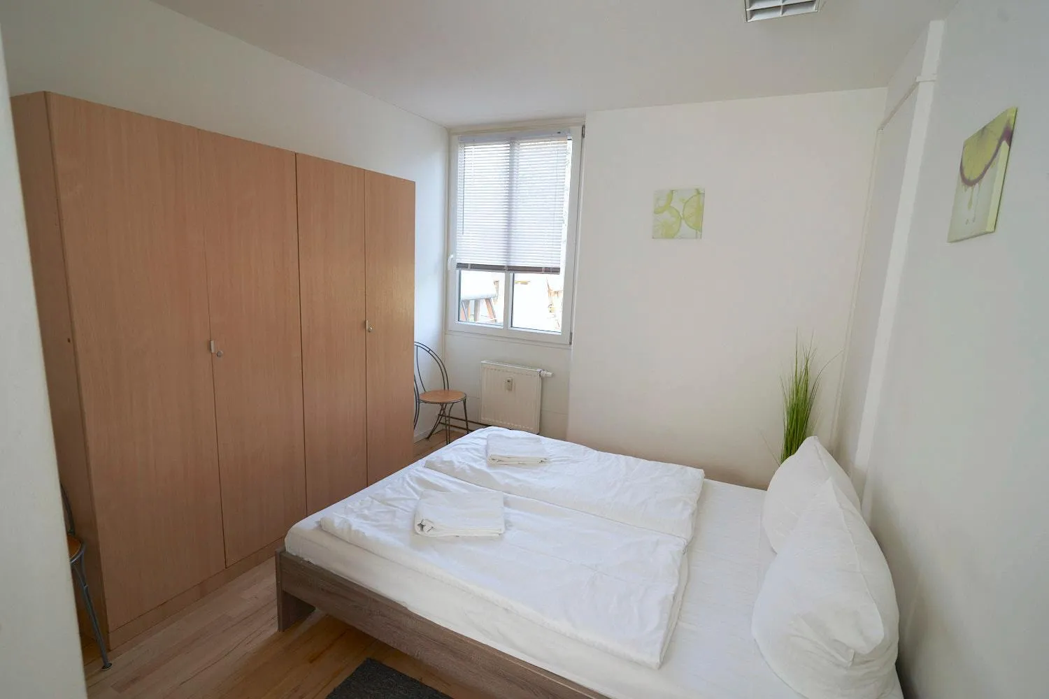 Bedroom, Bed in BNB Potsdamer Platz - Rooms & Apartments