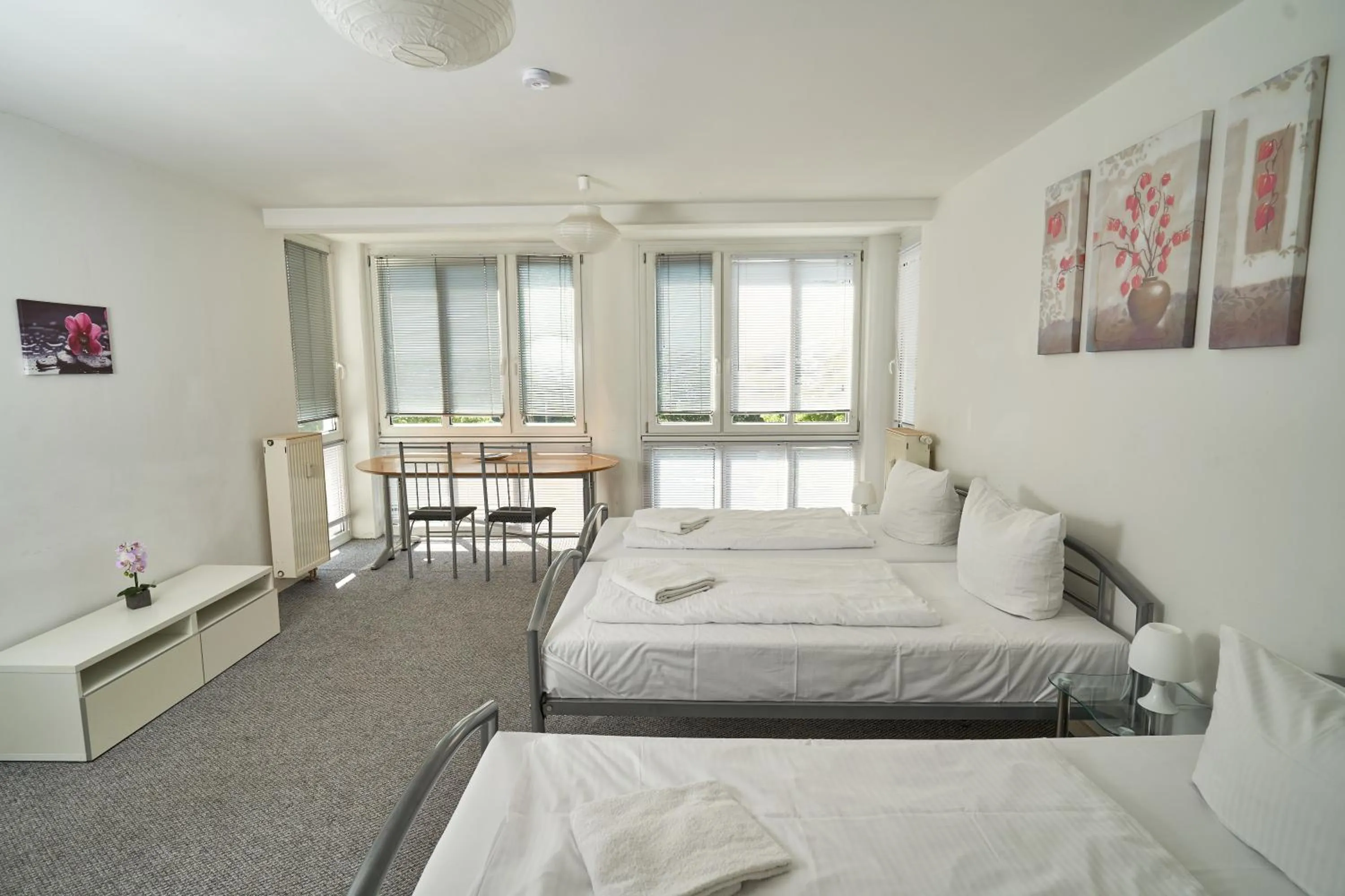 Bedroom, Bed in BNB Potsdamer Platz - Rooms & Apartments