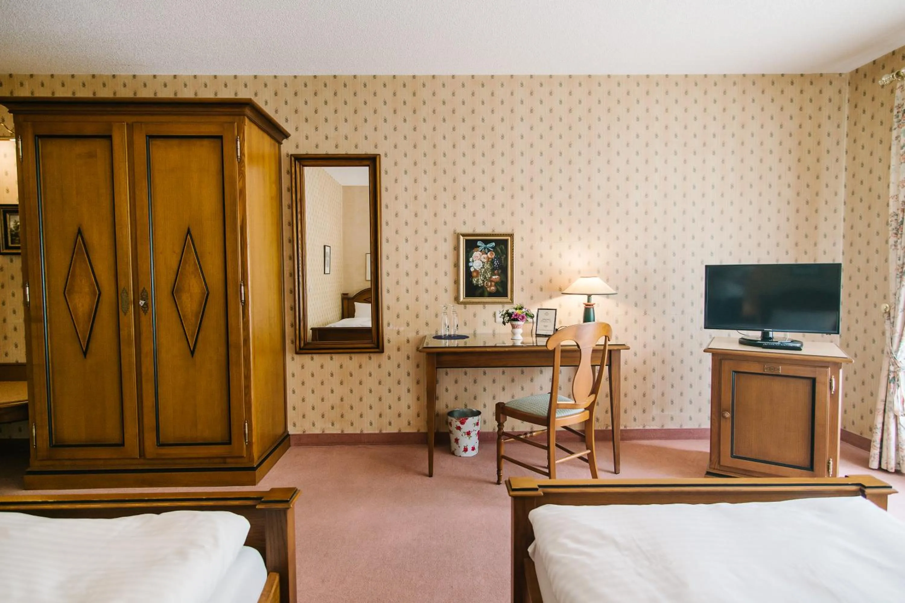 TV and multimedia in Landhaus Keller - Hotel & Restaurant