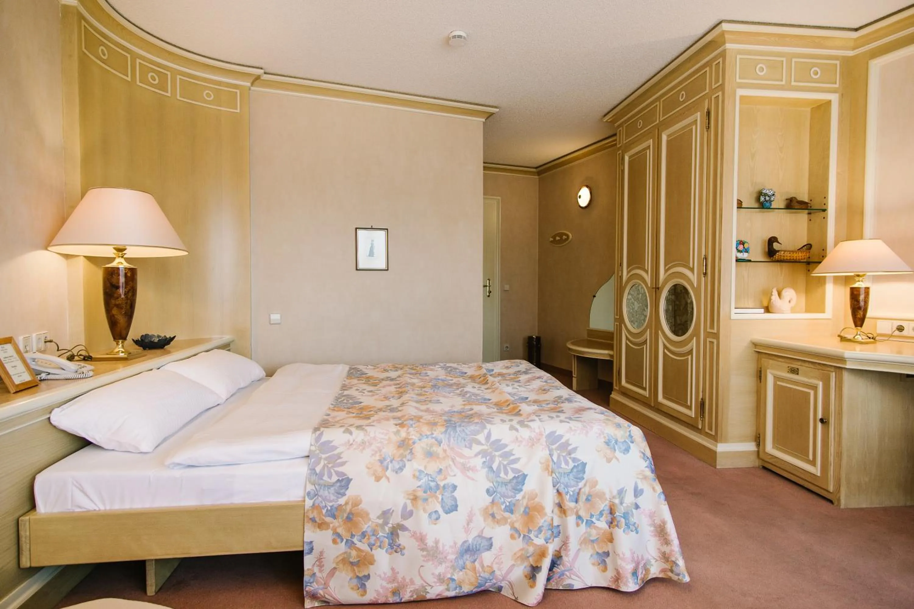 Bed in Landhaus Keller - Hotel & Restaurant