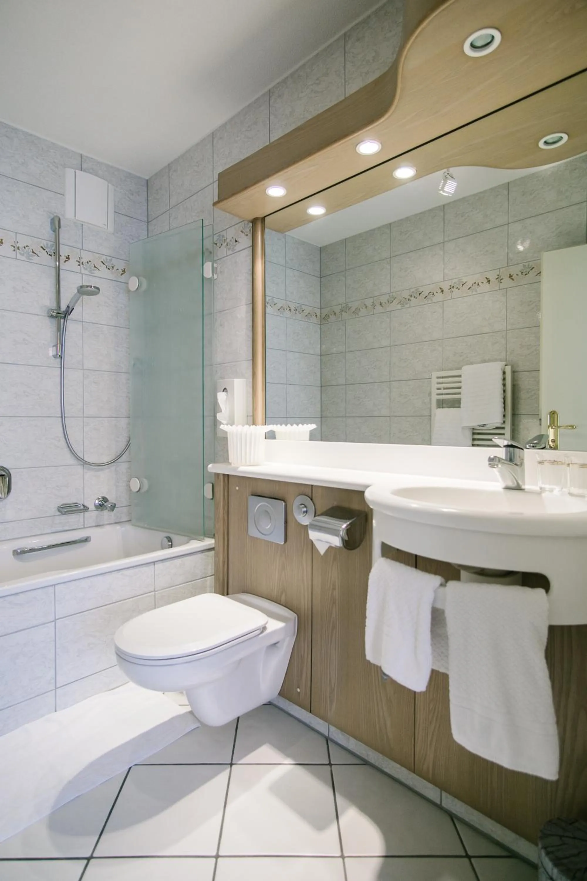 Bathroom in Landhaus Keller - Hotel & Restaurant