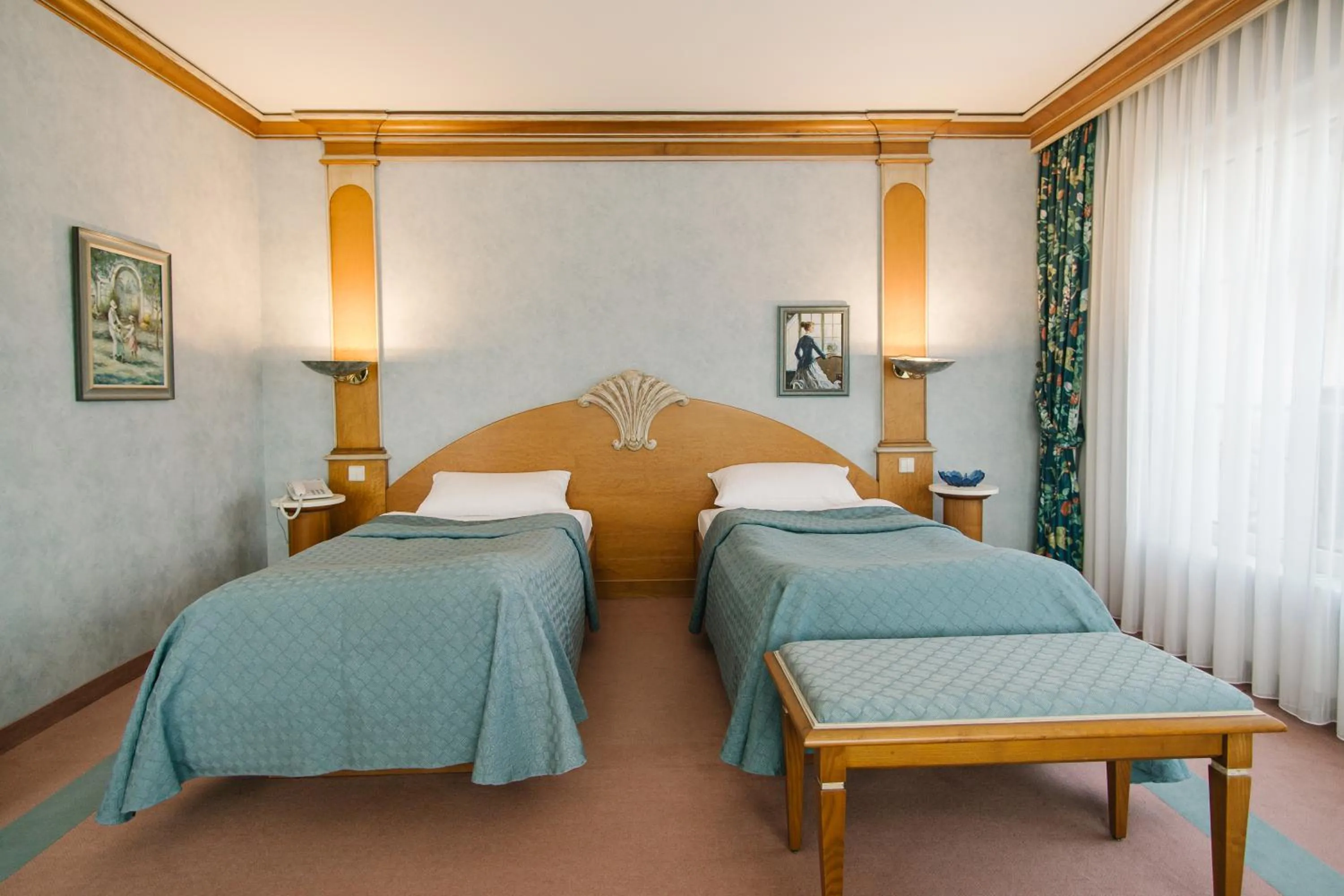 Bed in Landhaus Keller - Hotel & Restaurant