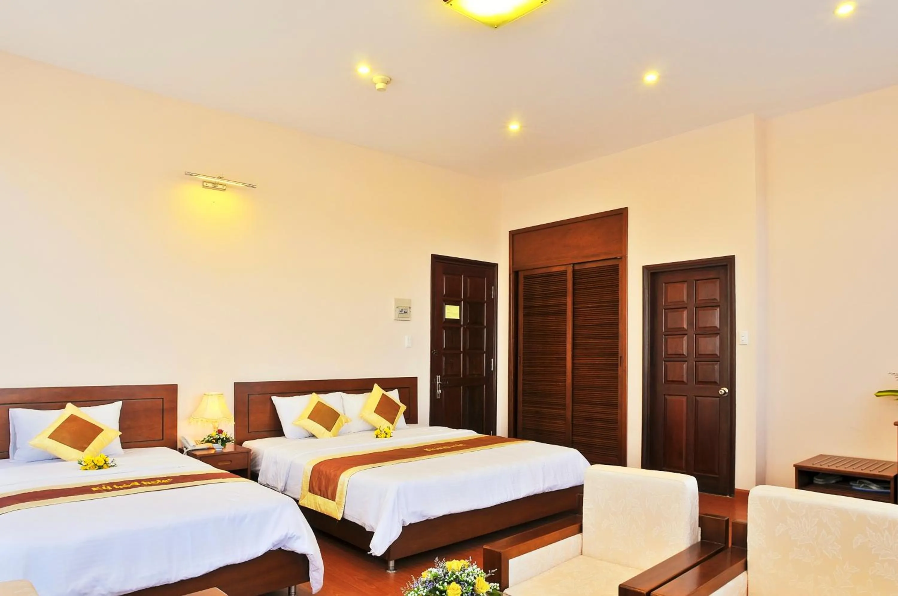 Photo of the whole room, Bed in Ky Hoa Hotel Da Lat