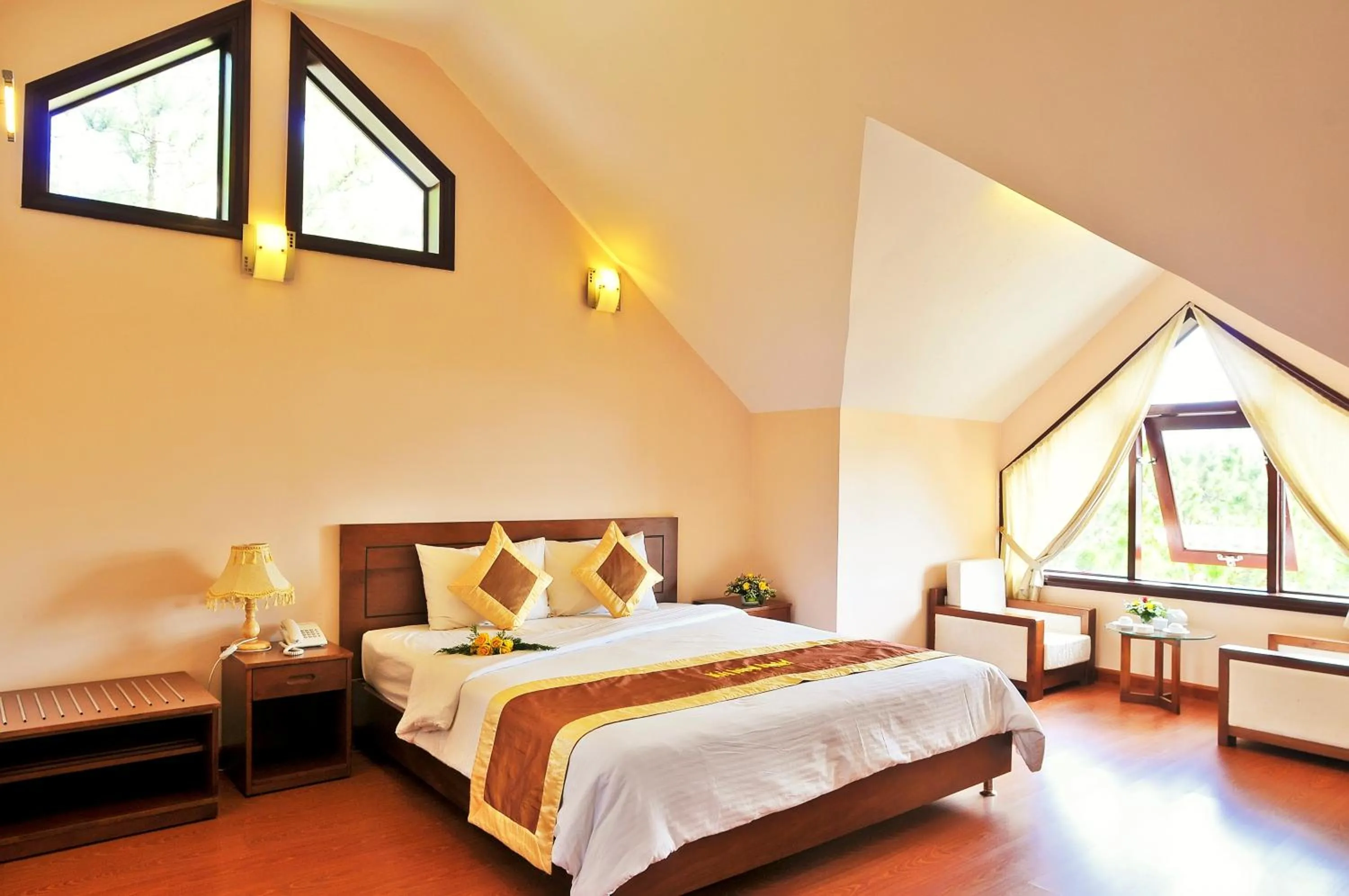 Photo of the whole room, Bed in Ky Hoa Hotel Da Lat