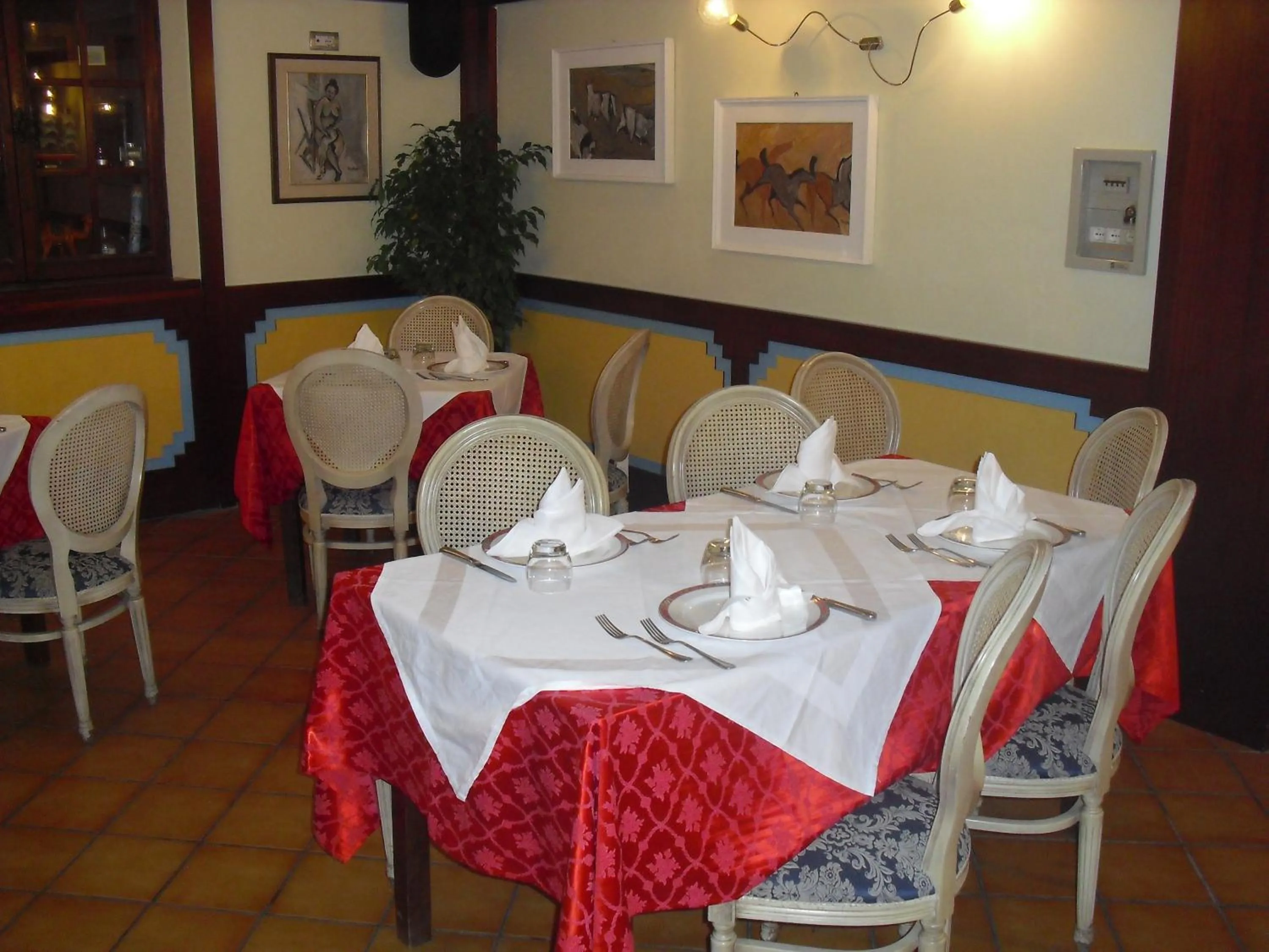 Restaurant/places to eat in Hotel Girasole