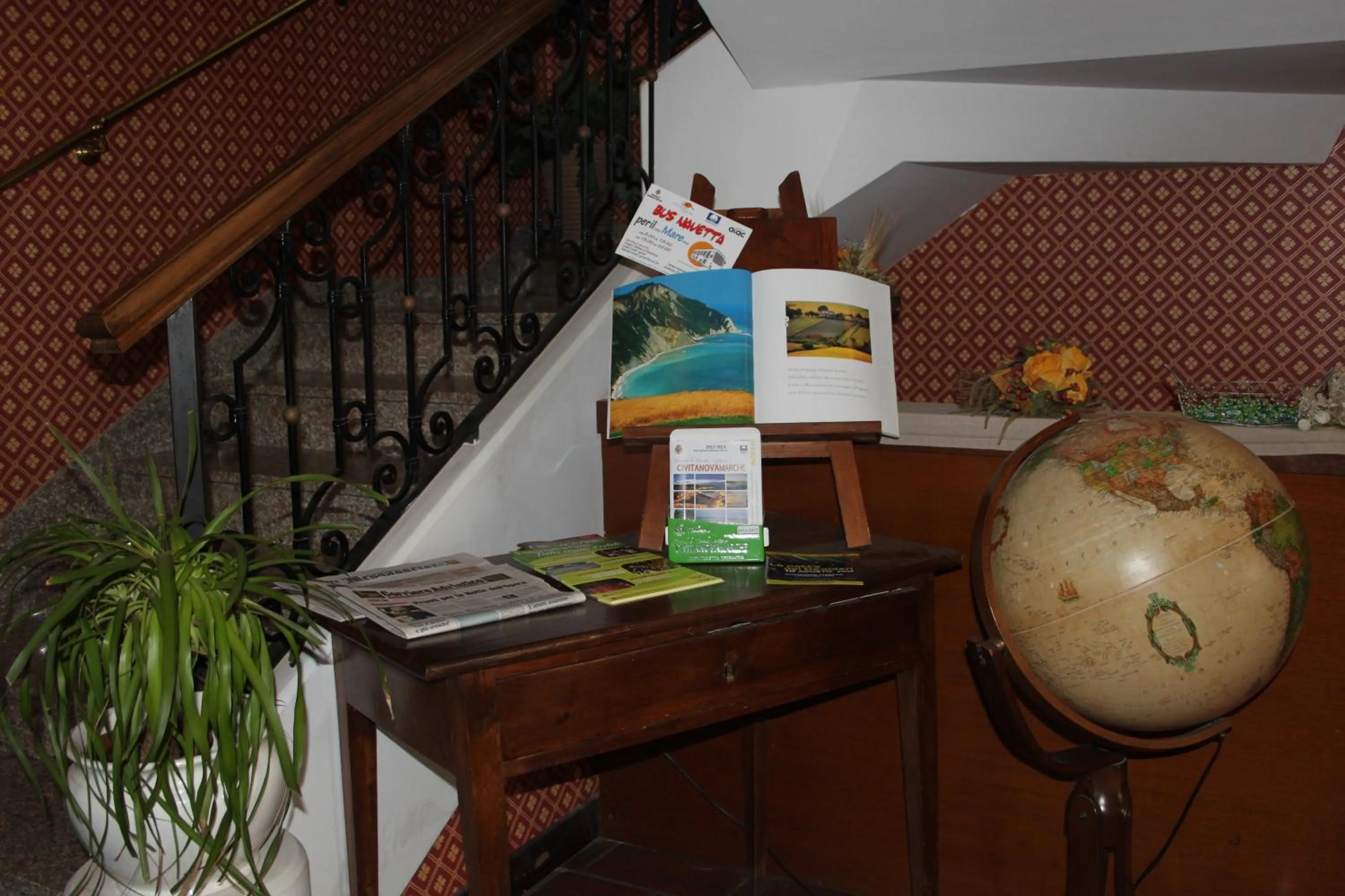 Lobby or reception in Hotel Girasole