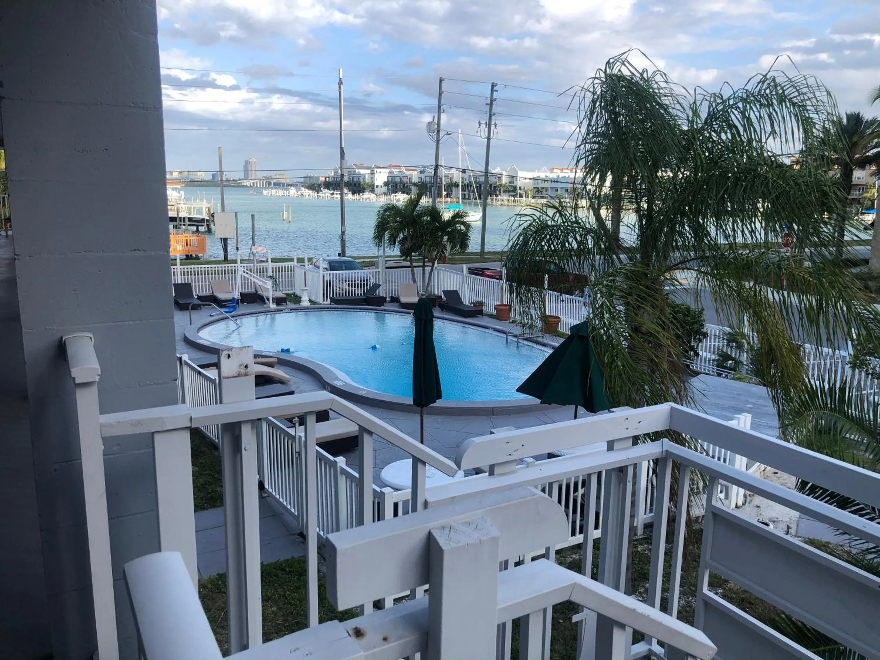 Sunrise Resort Motel South