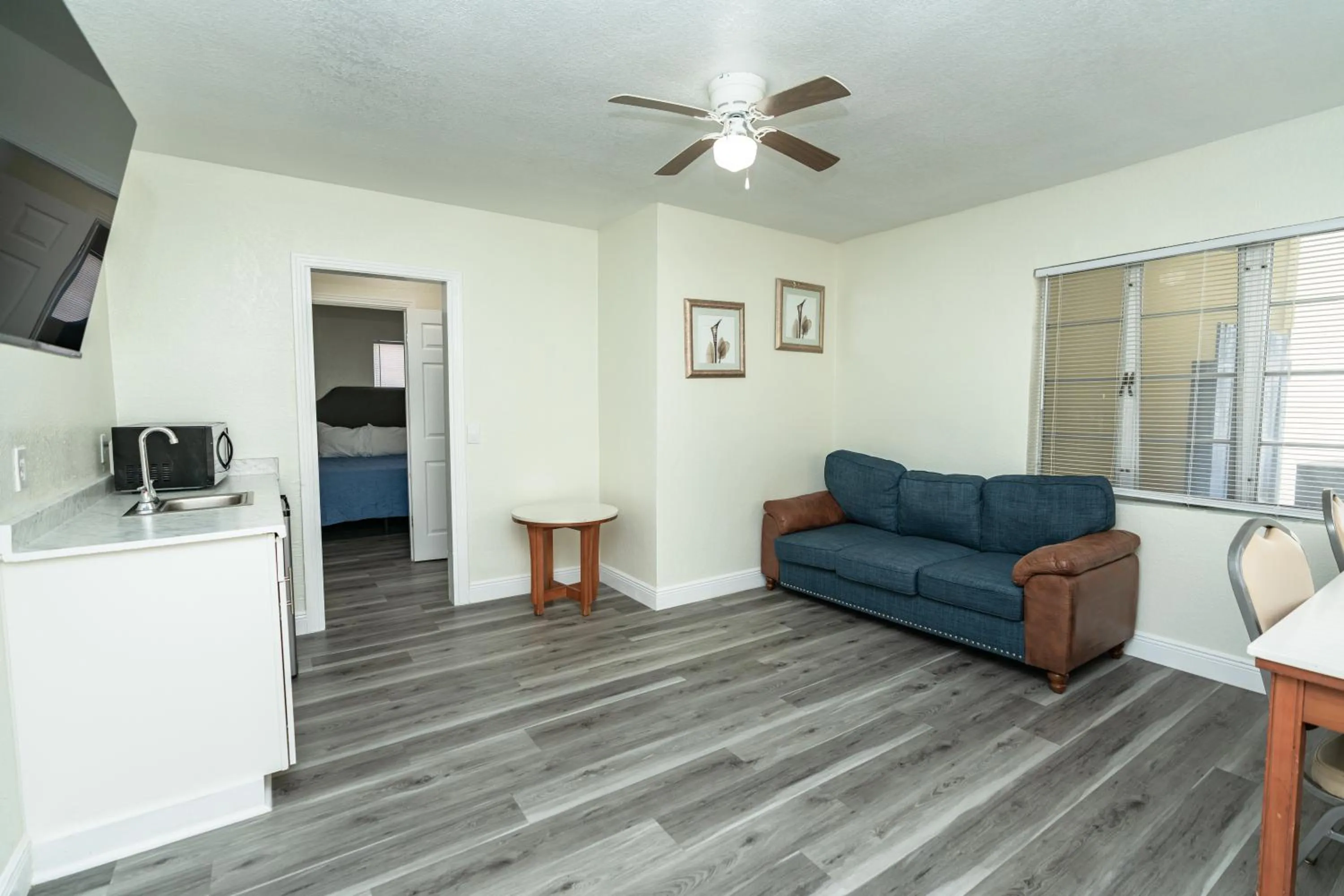 Sunrise Resort Motel South