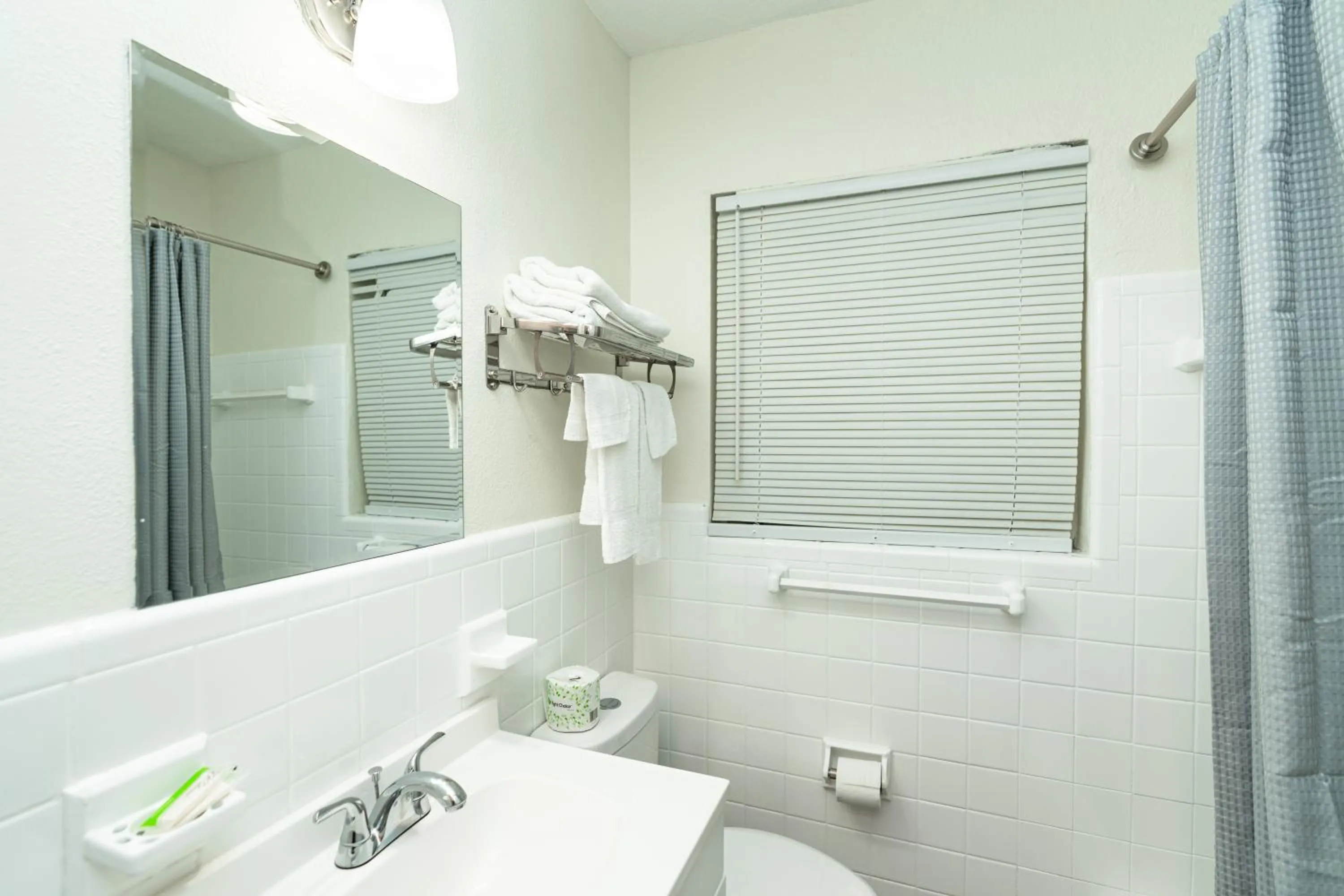 Sunrise Resort Motel South