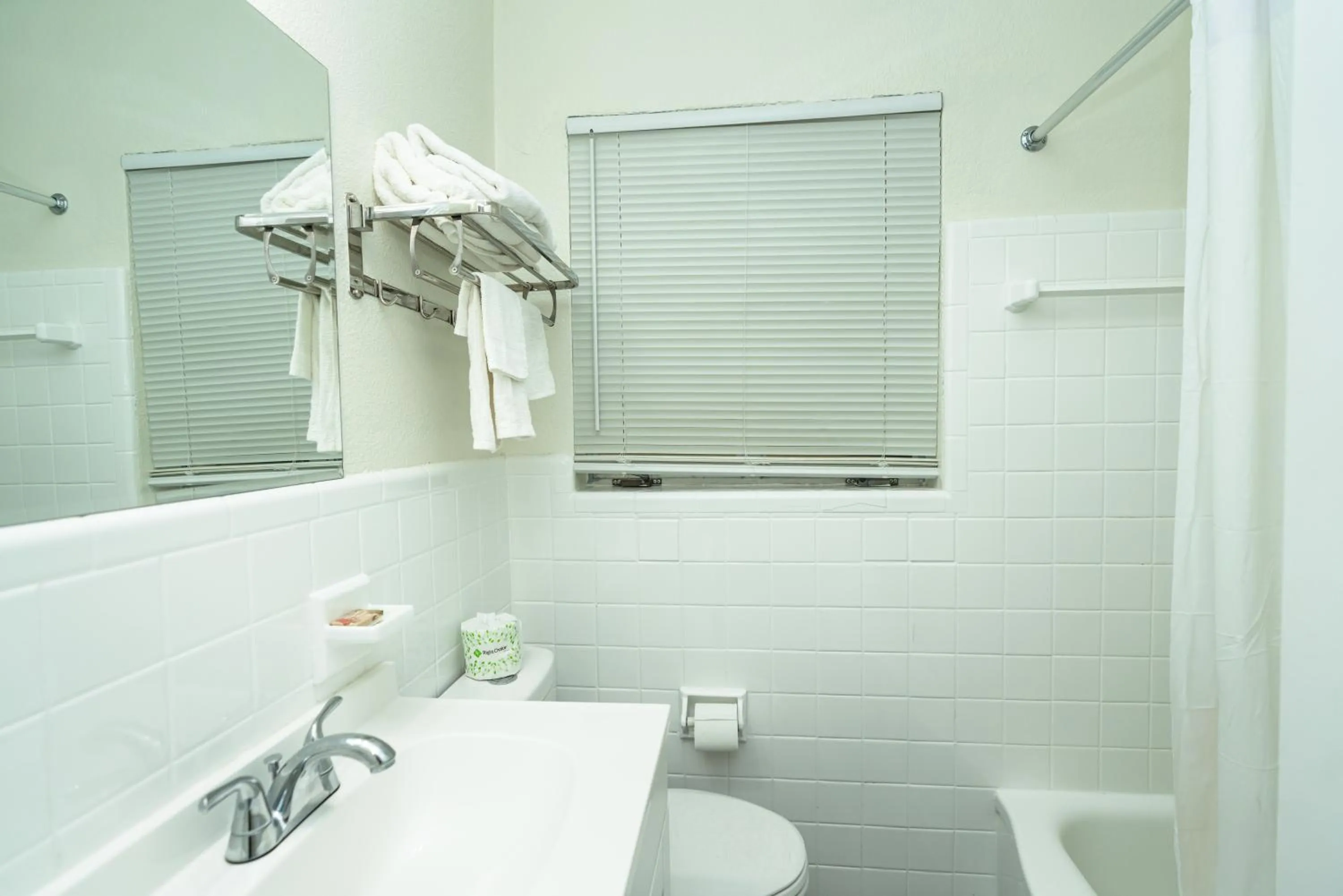 Sunrise Resort Motel South