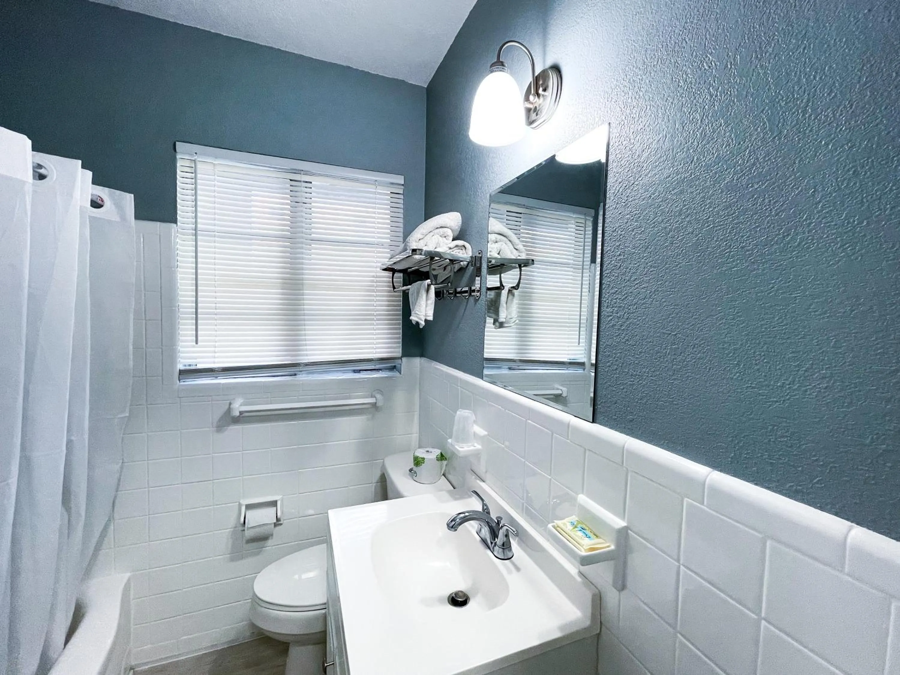 Sunrise Resort Motel South