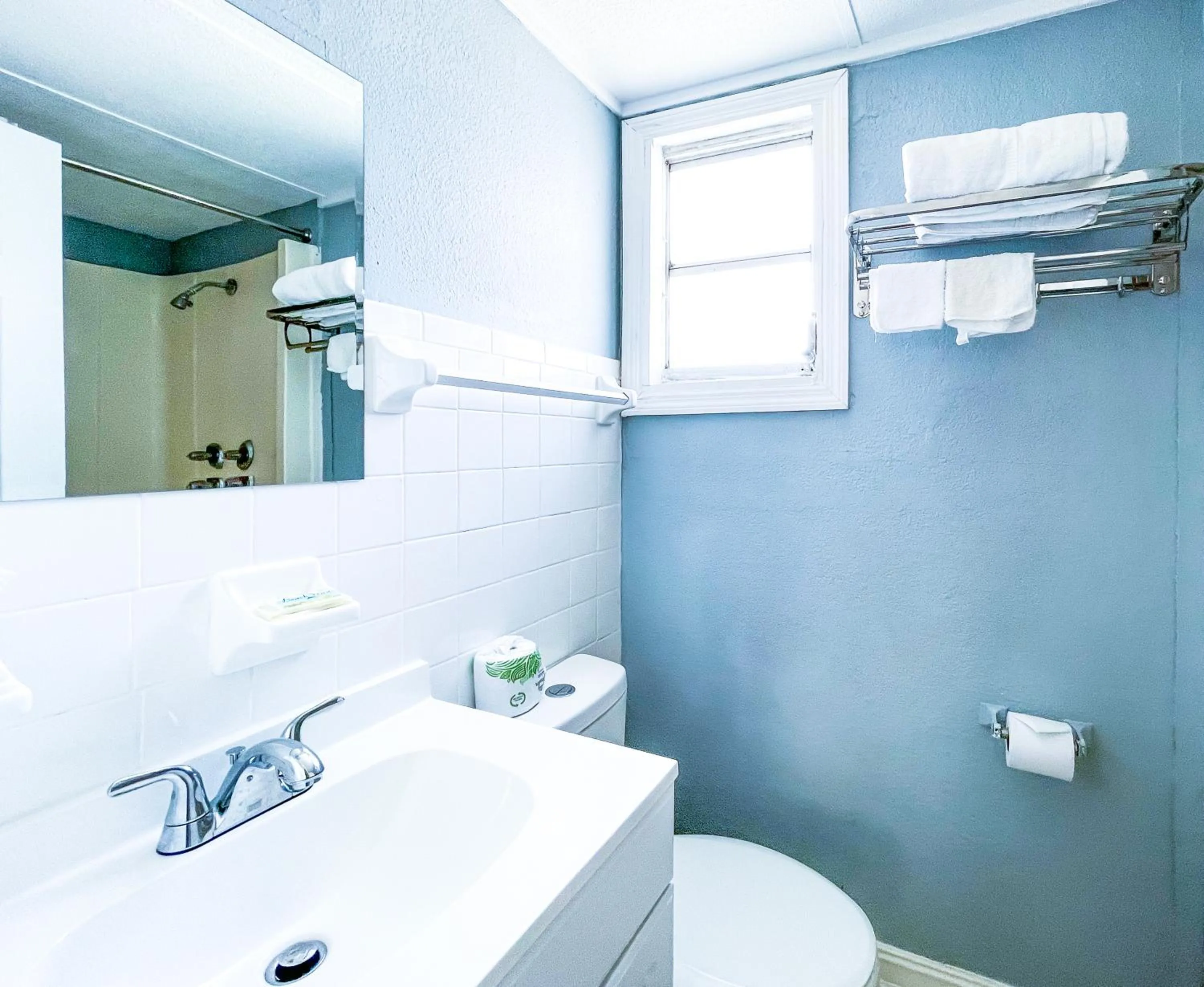 Sunrise Resort Motel South