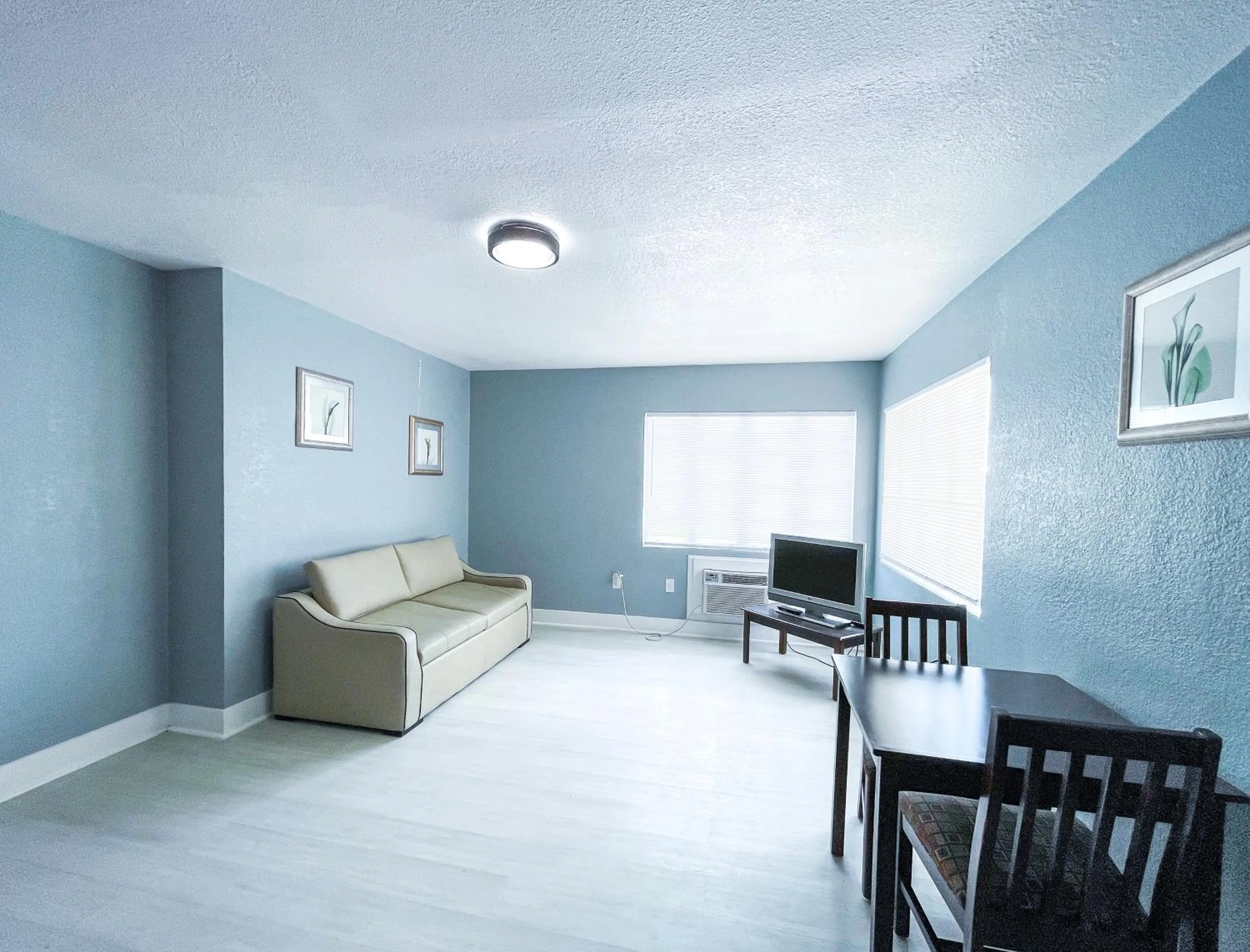 Sunrise Resort Motel South