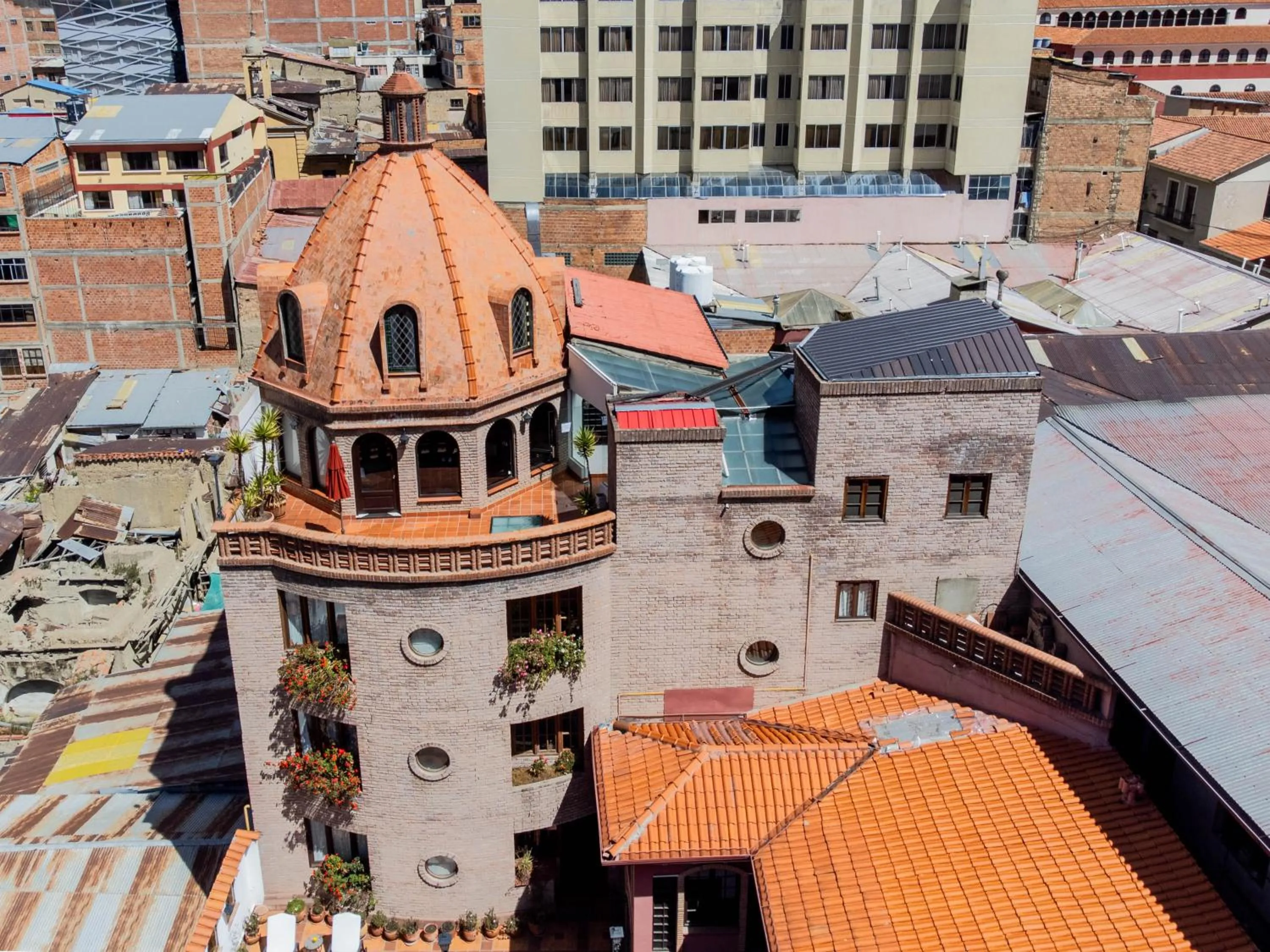 Property building in La Casona Hotel Boutique