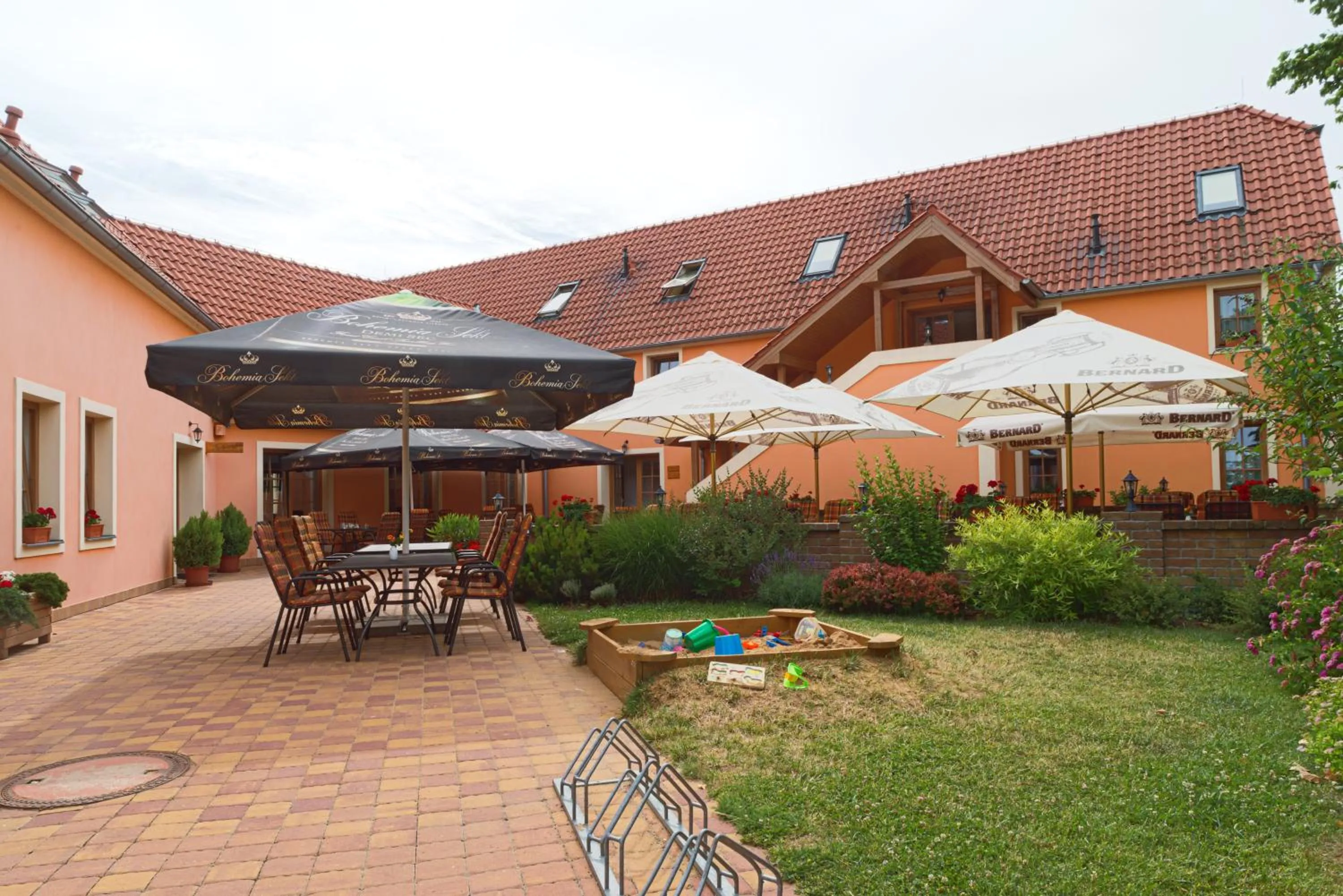 Spring in Hotel Pavlov