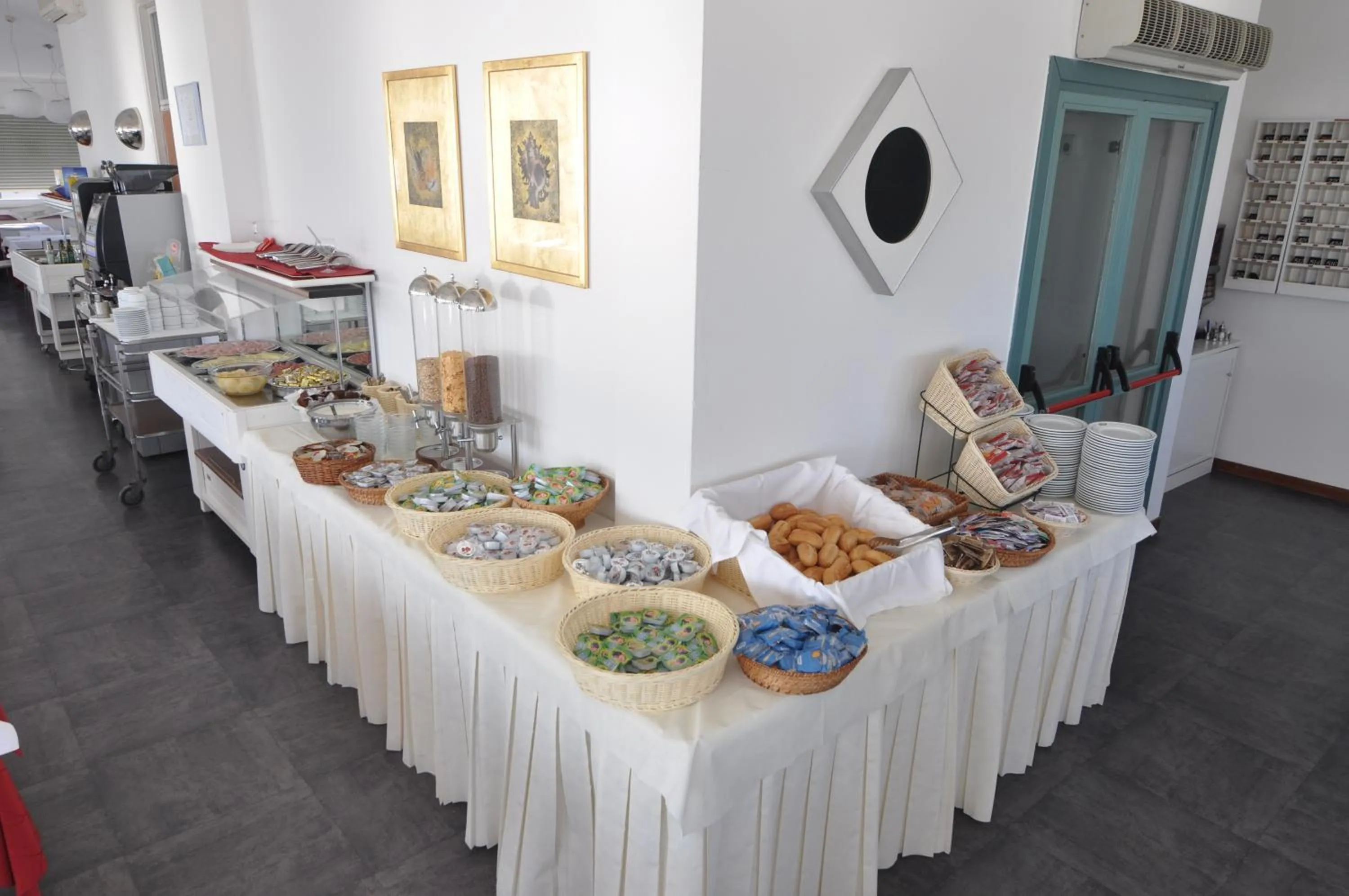 Restaurant/places to eat in Hotel Nettuno