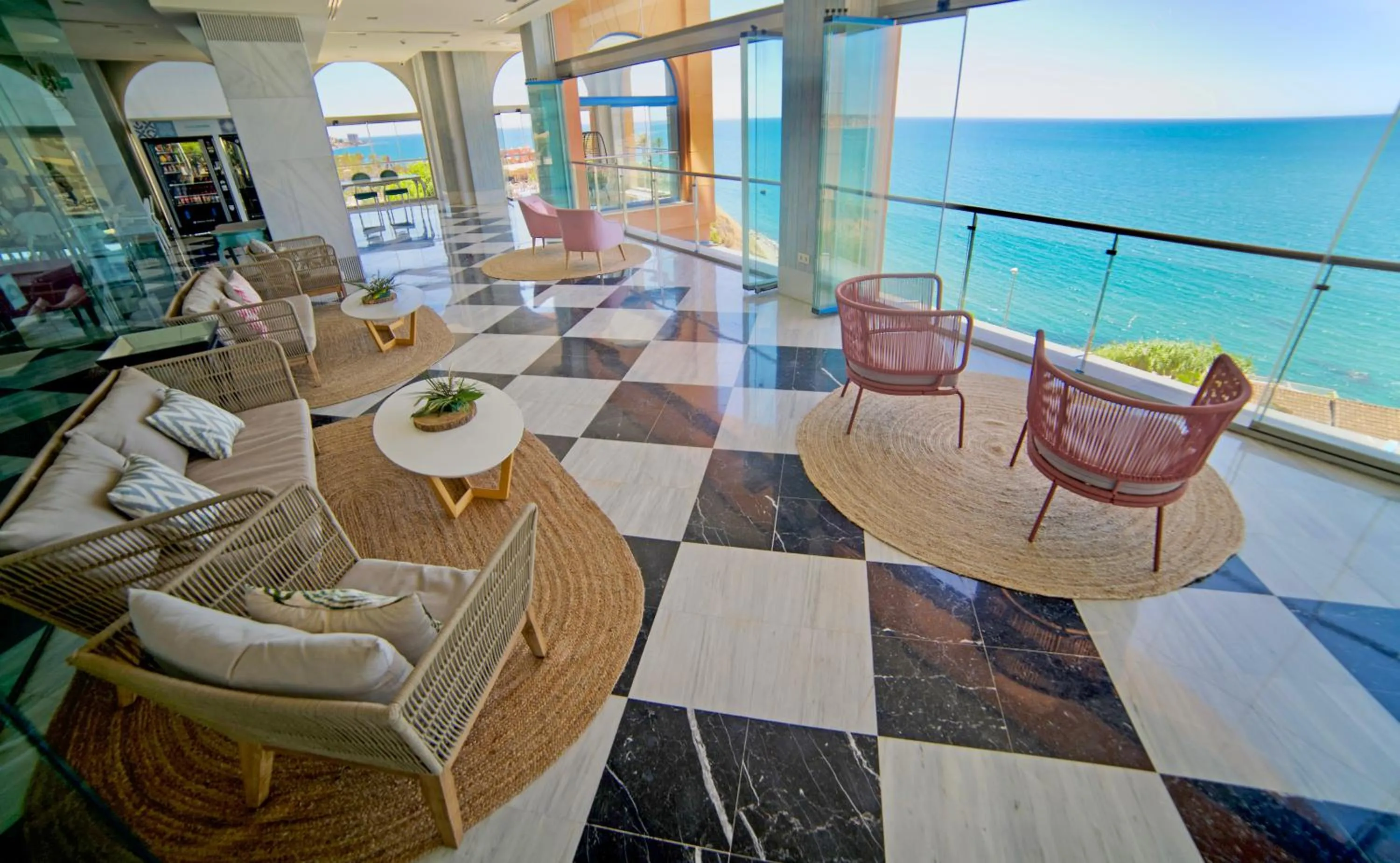 Living room in HYDROS Hotel & Spa