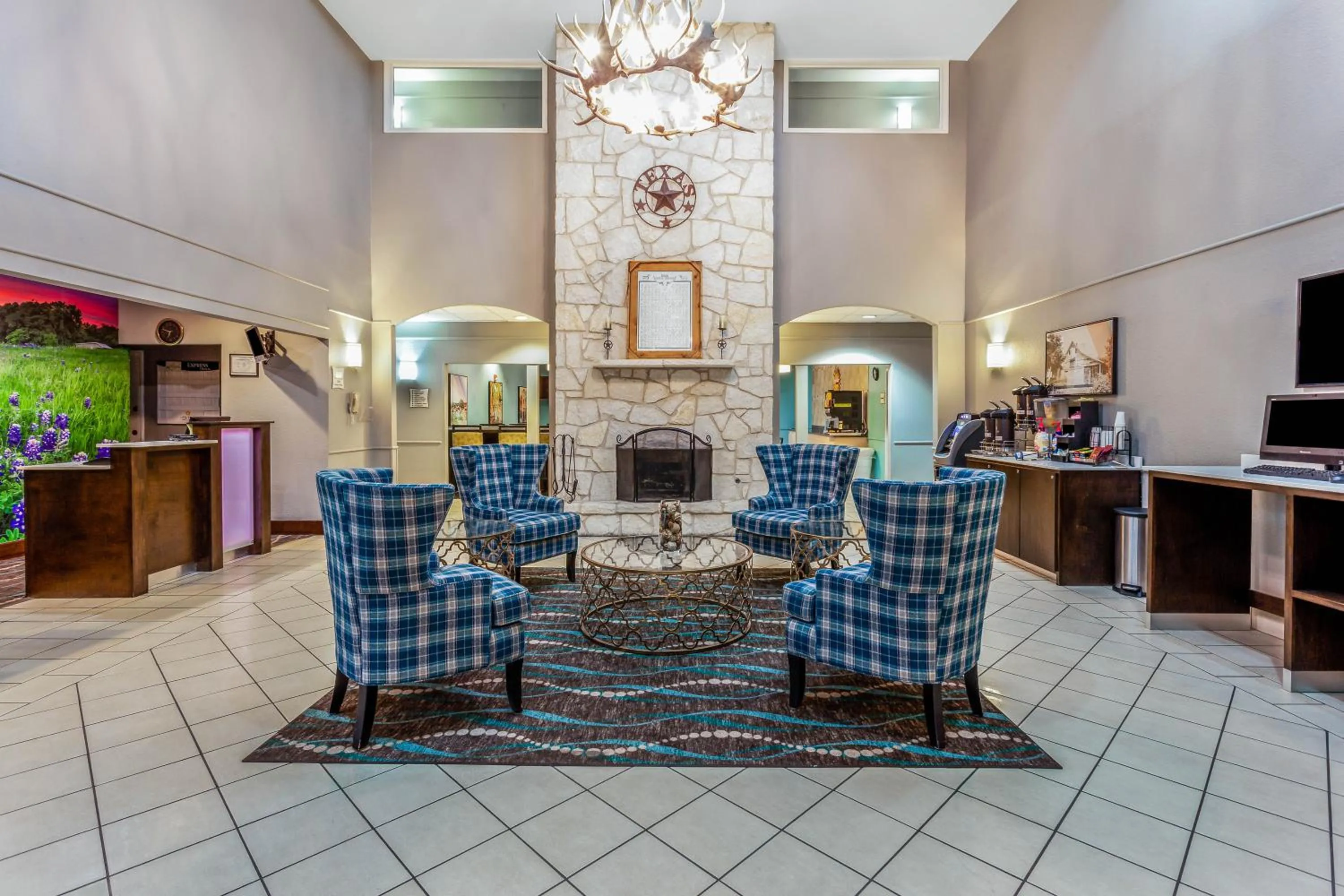 Lobby or reception in La Quinta by Wyndham Kerrville
