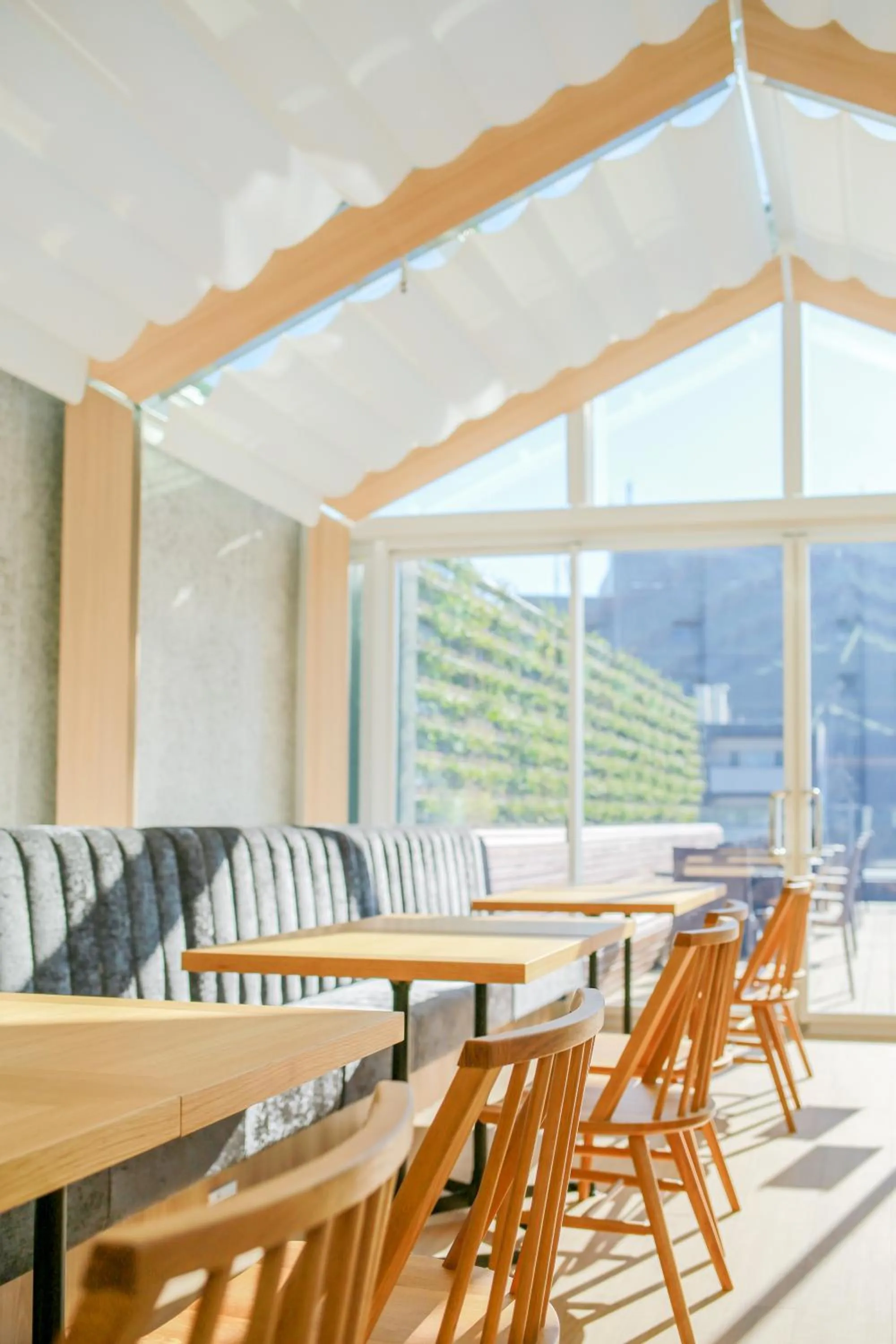 Restaurant/places to eat in Hotel Comfact