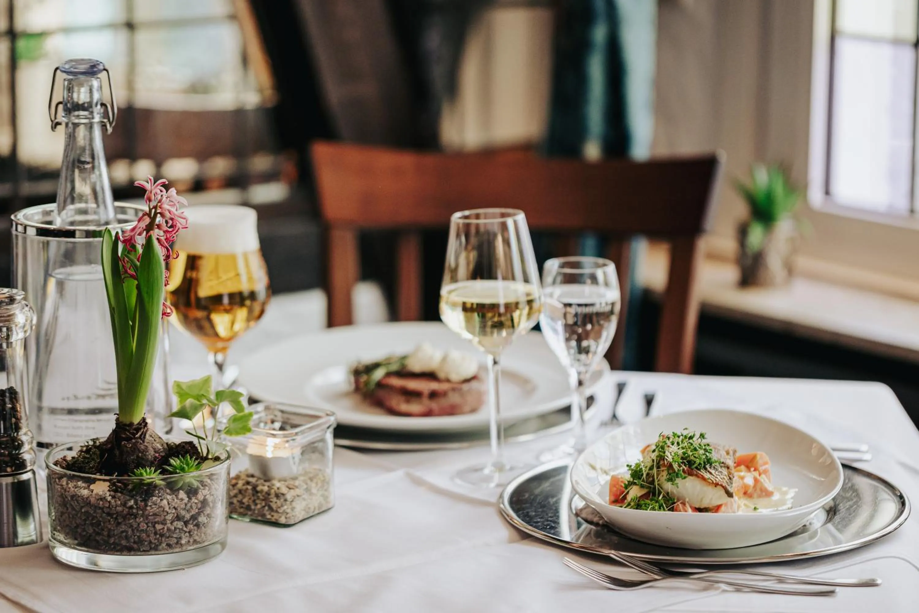 Restaurant/places to eat in Hotel-Restaurant Zum Schwanen