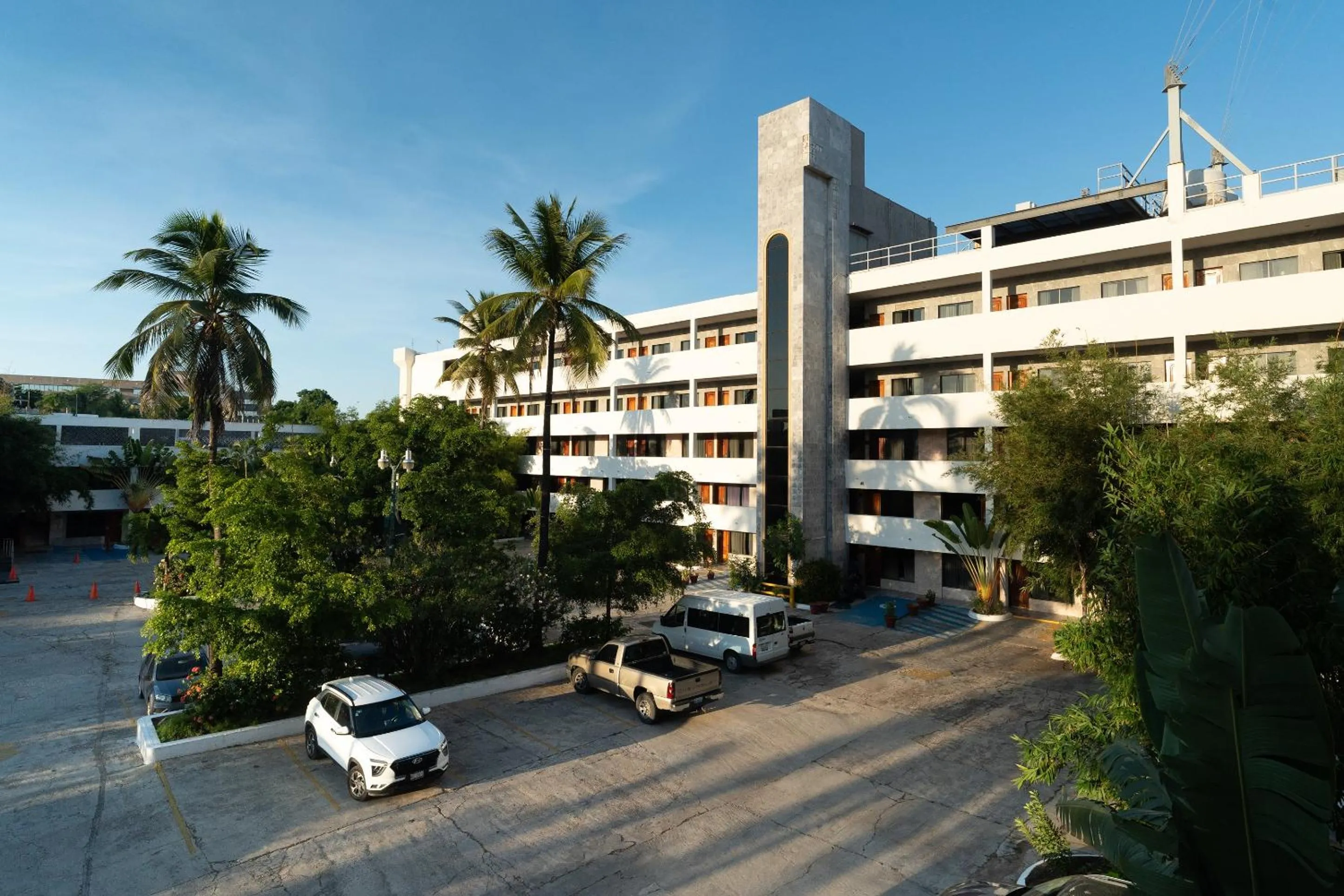 Property building in Hotel San Antonio