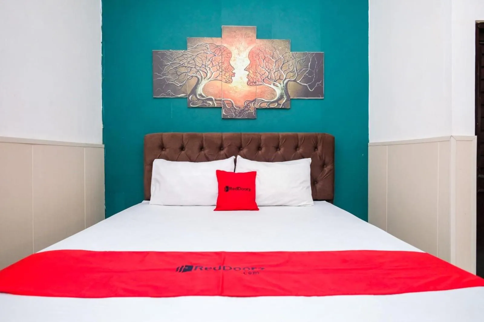 Bedroom, Bed in RedDoorz Syariah near Akmil Magelang