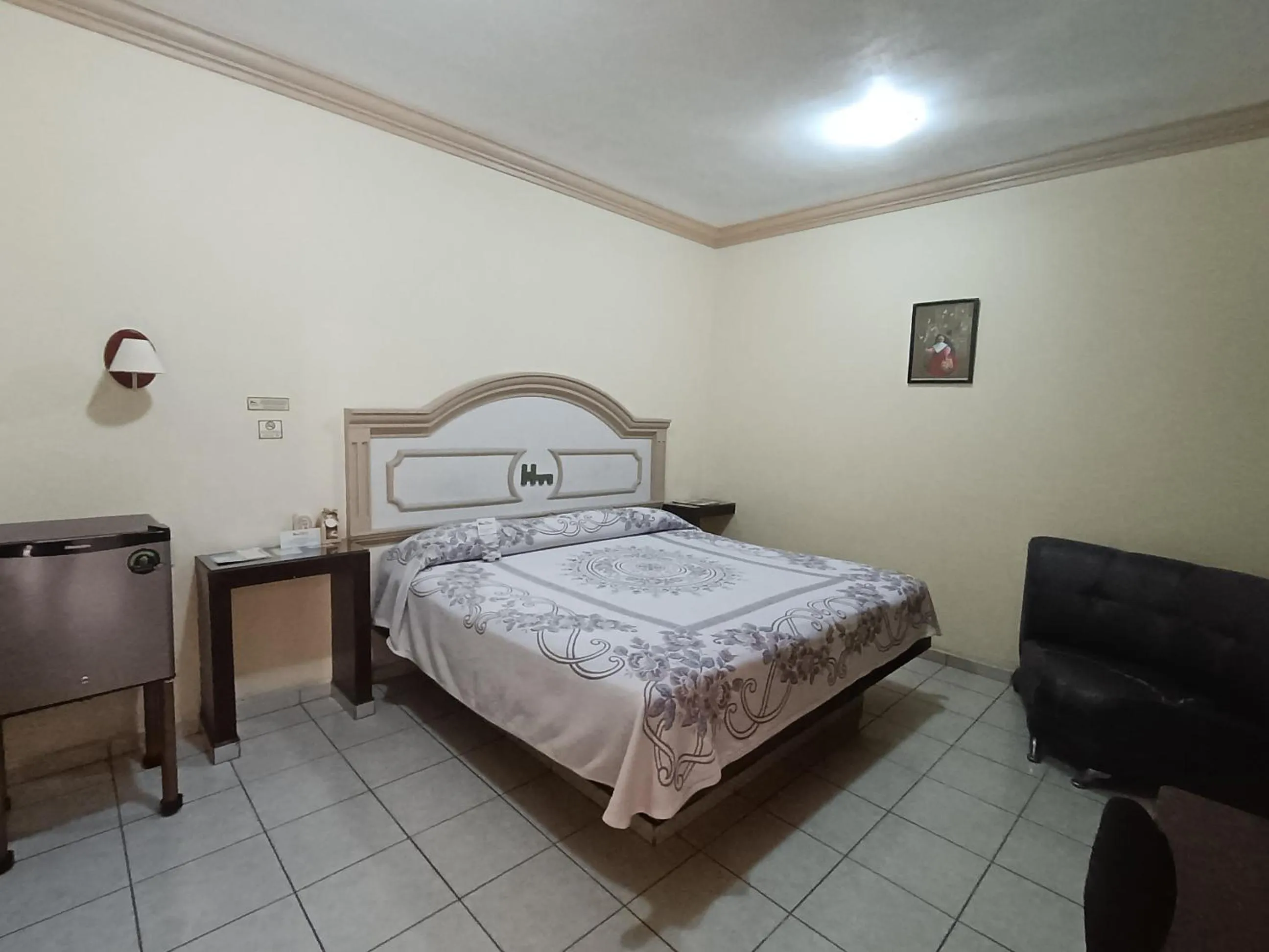 Photo of the whole room, Bed in Hotel La Merced