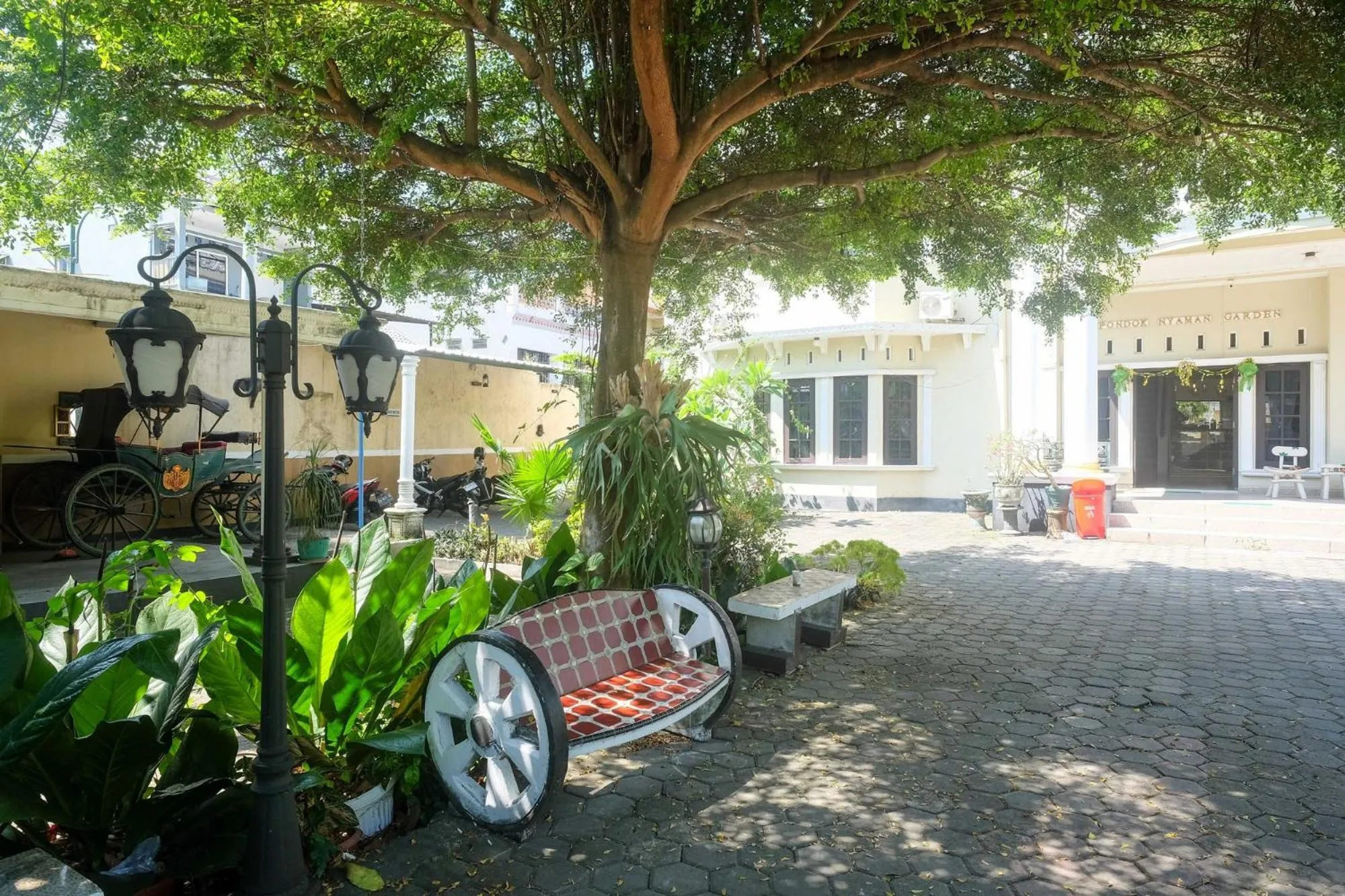 Property building in RedDoorz near UMY Yogyakarta