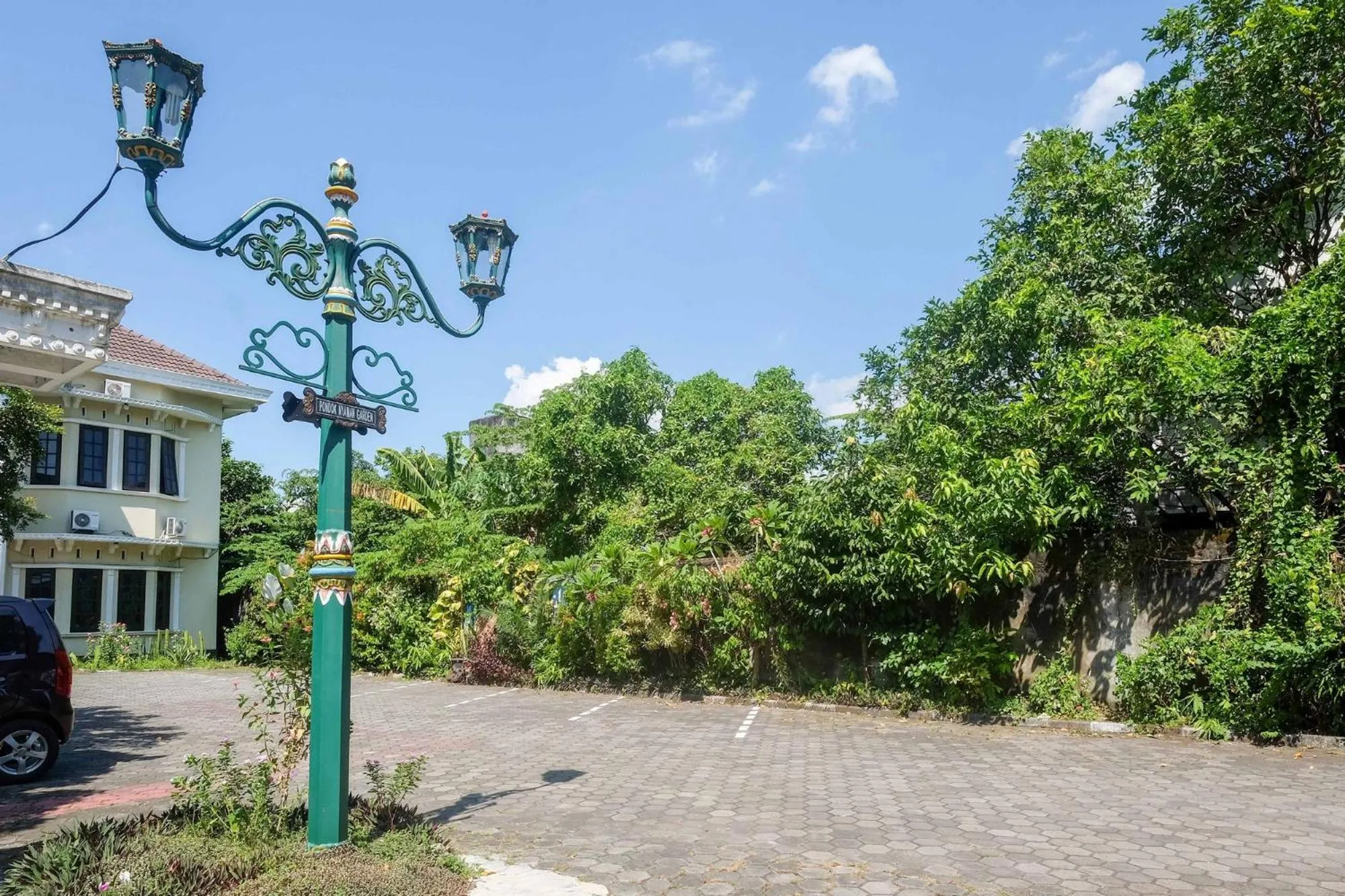 Property building in RedDoorz near UMY Yogyakarta