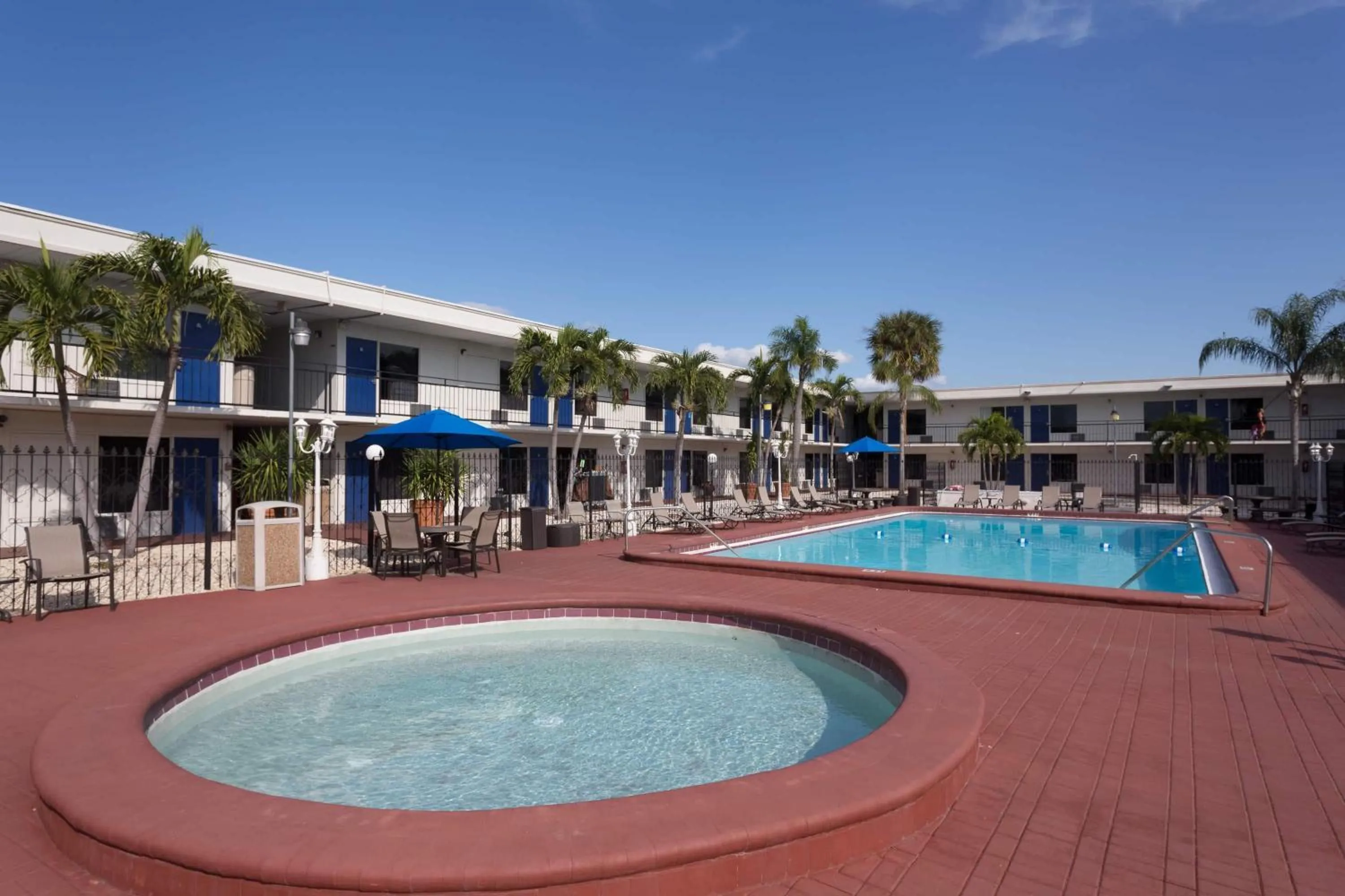 Hot Tub in Days Inn by Wyndham St. Petersburg / Tampa Bay Area