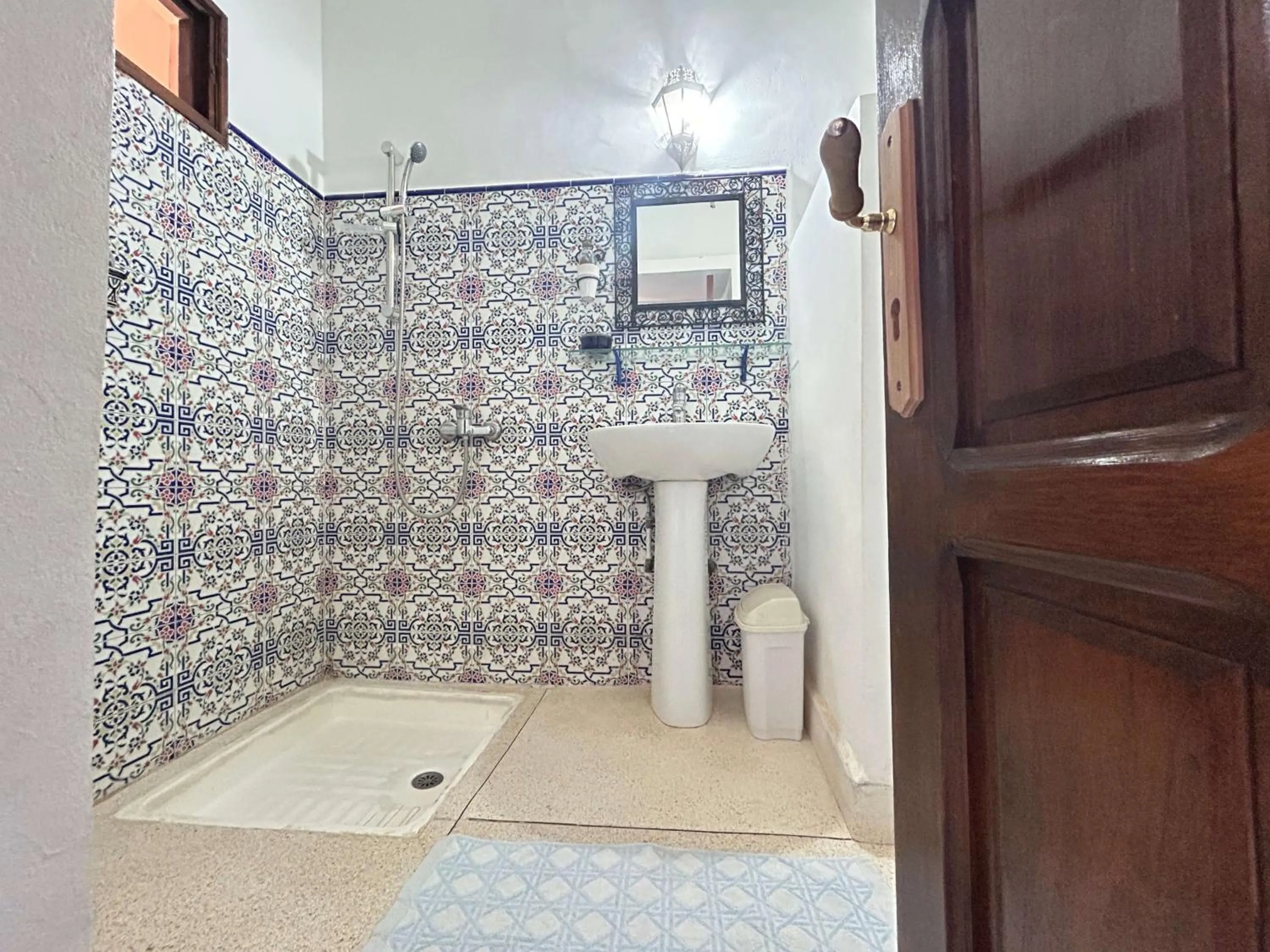 Shower in Dar Nakhla - Zagora guest house