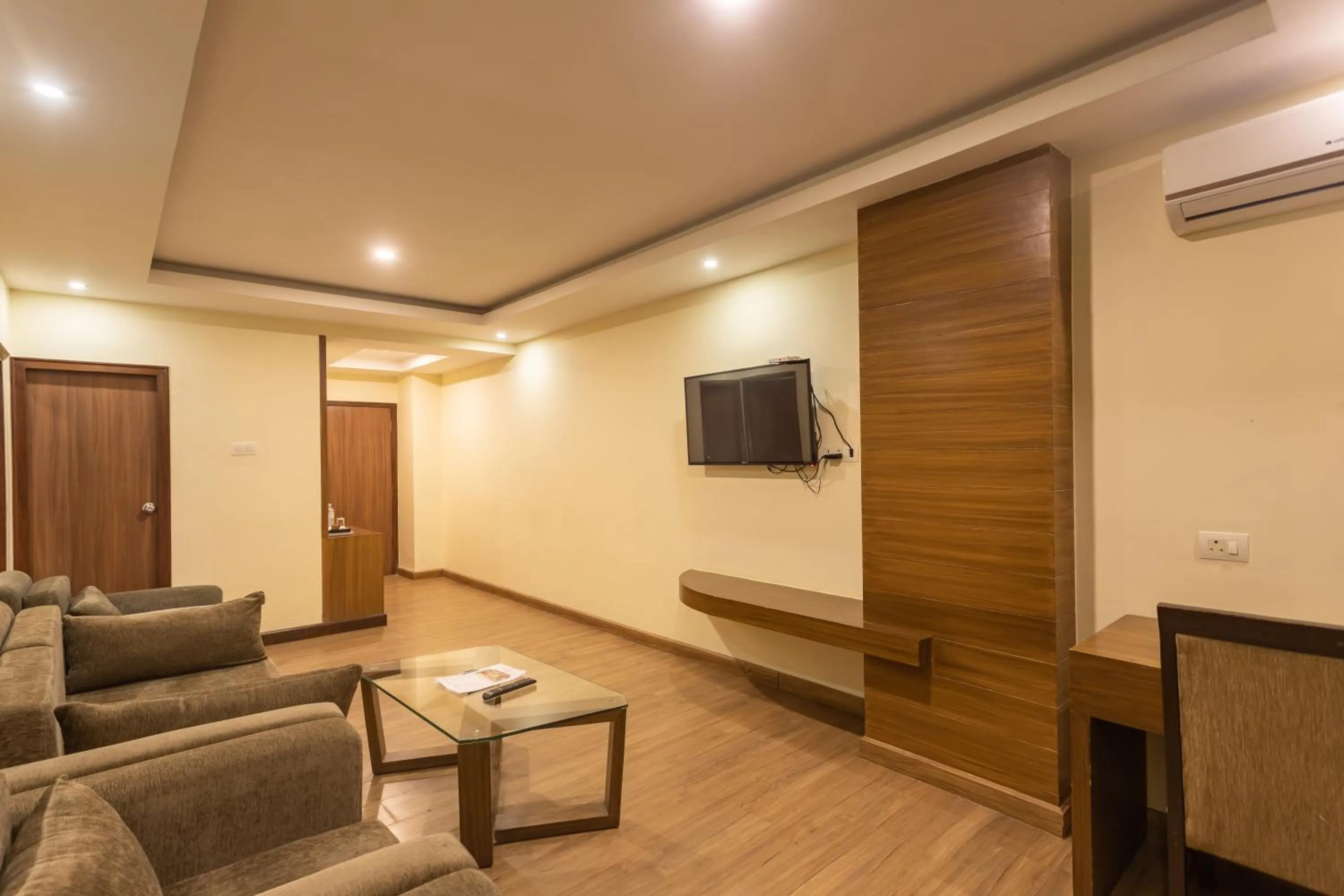 TV and multimedia in Hotel Verandah