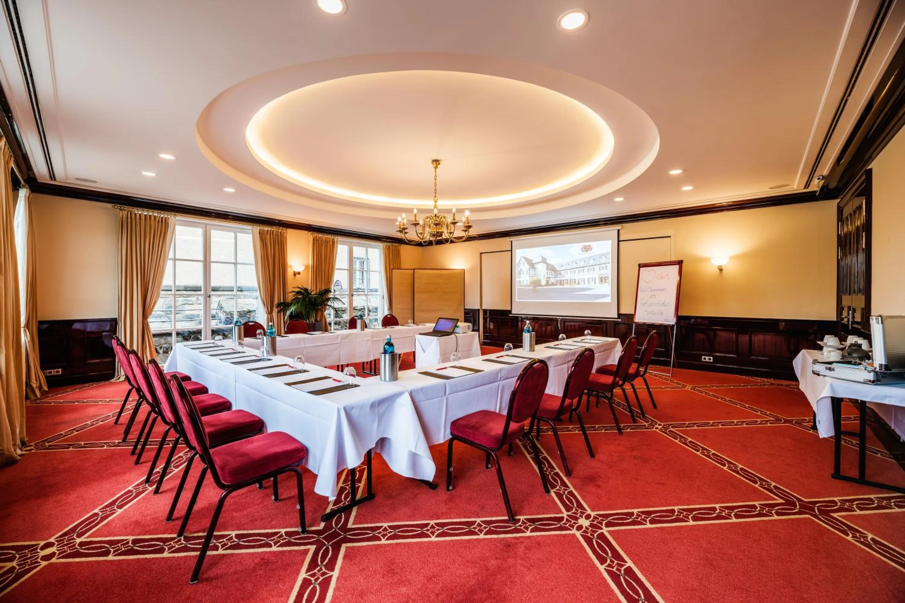 Property building in Rheinhotel Schulz