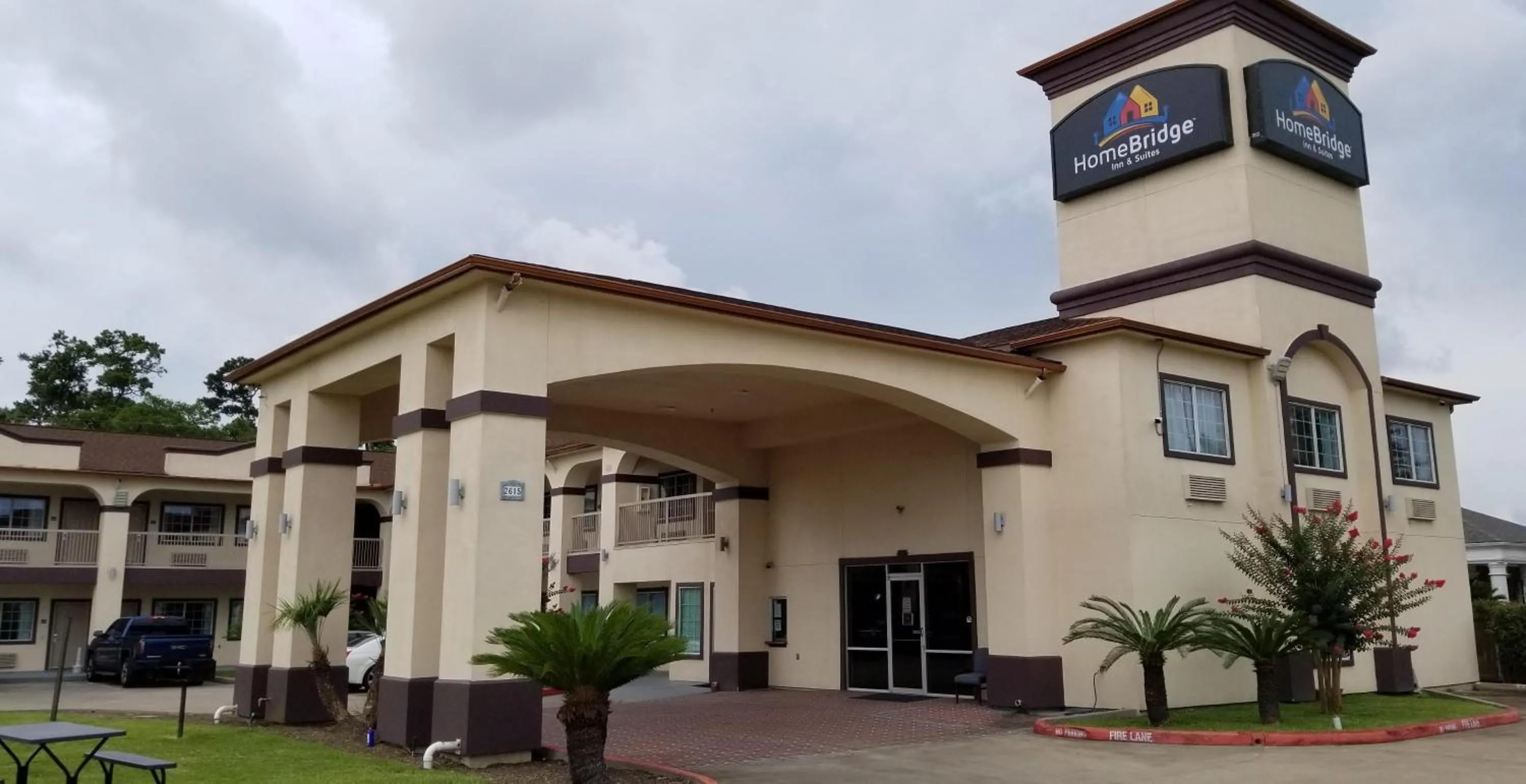 HomeBridge Inn and Suites