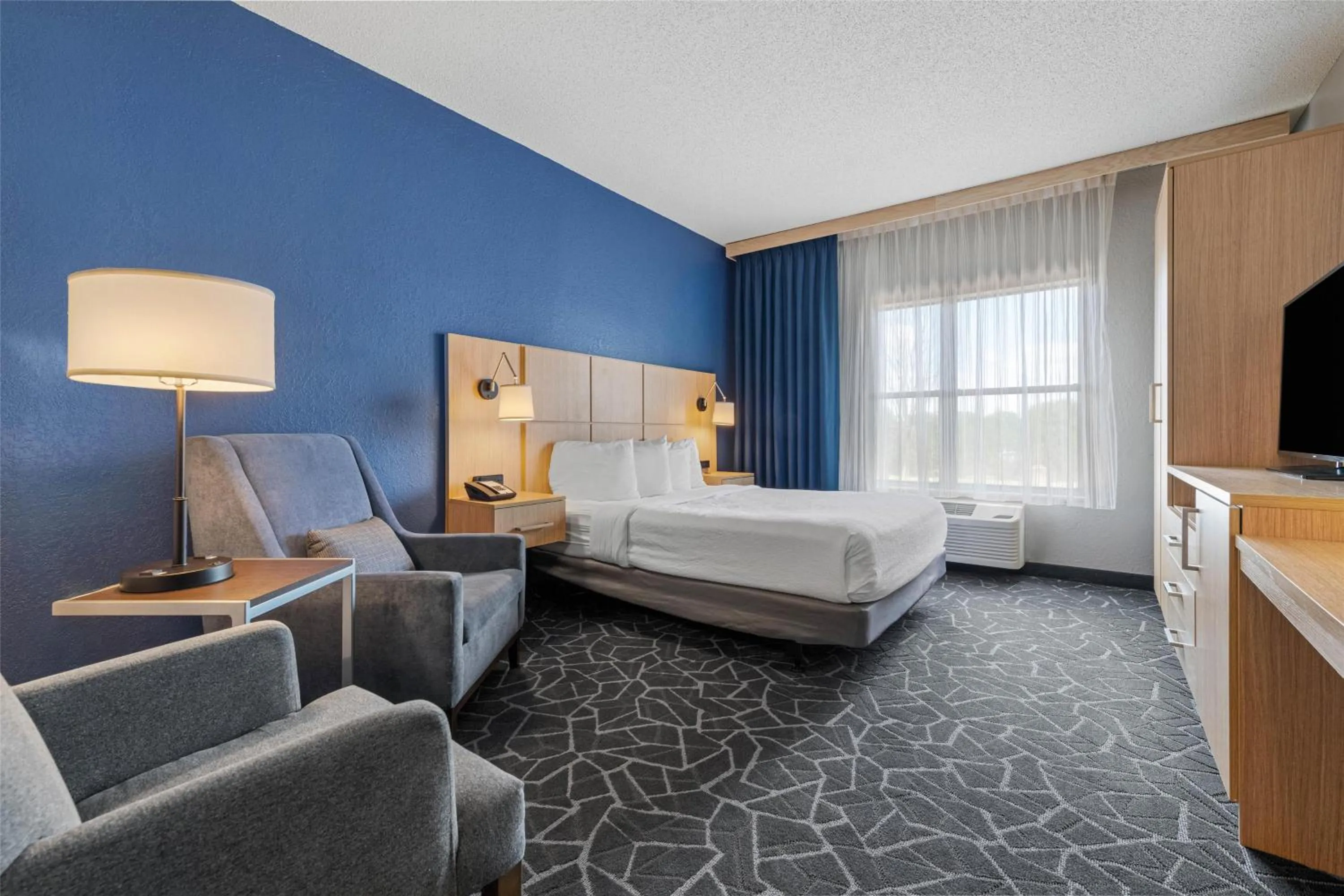 Bedroom, Bed in Best Western Eau Claire South